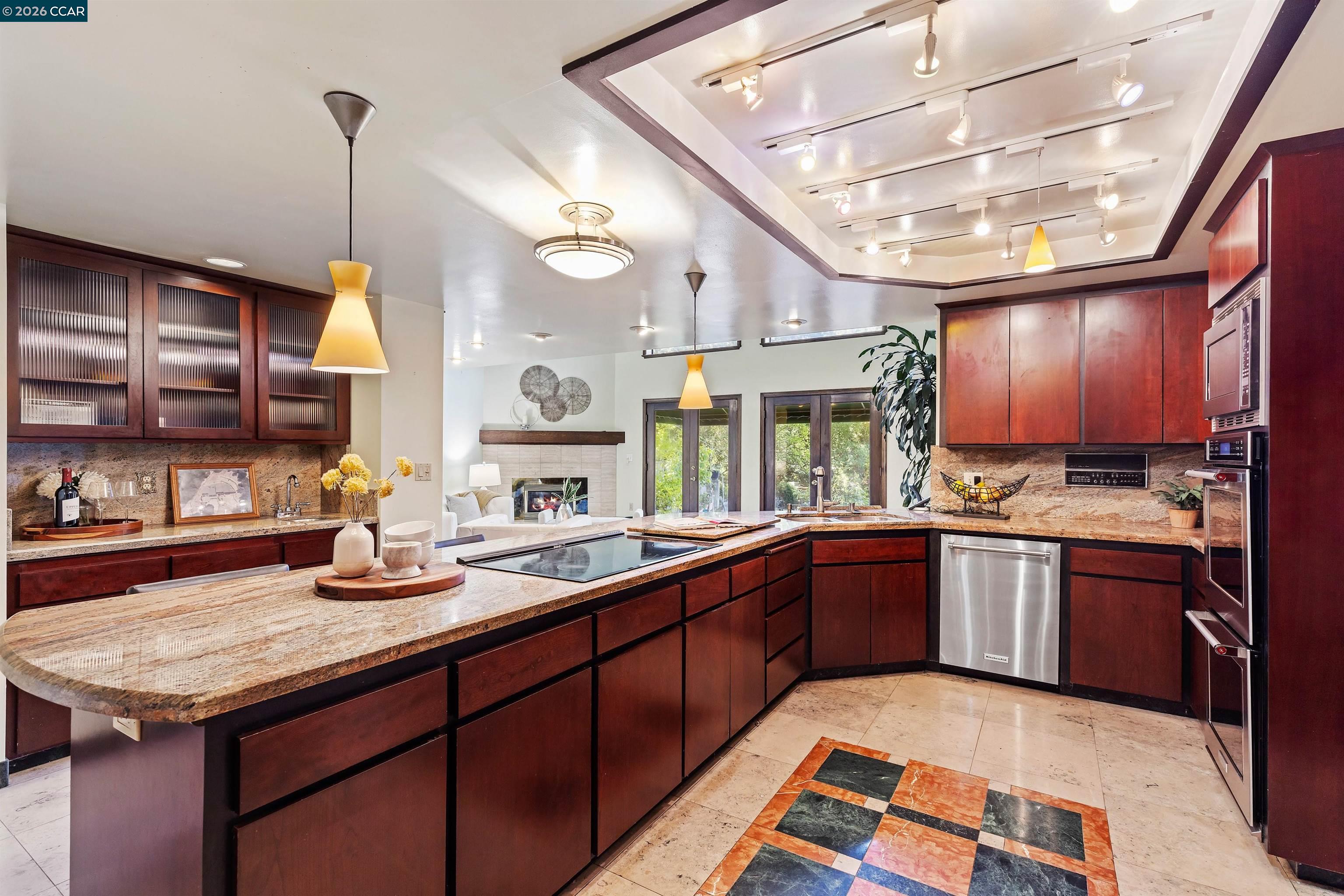 39 Mira Loma Rd, Orinda, CA, 94563