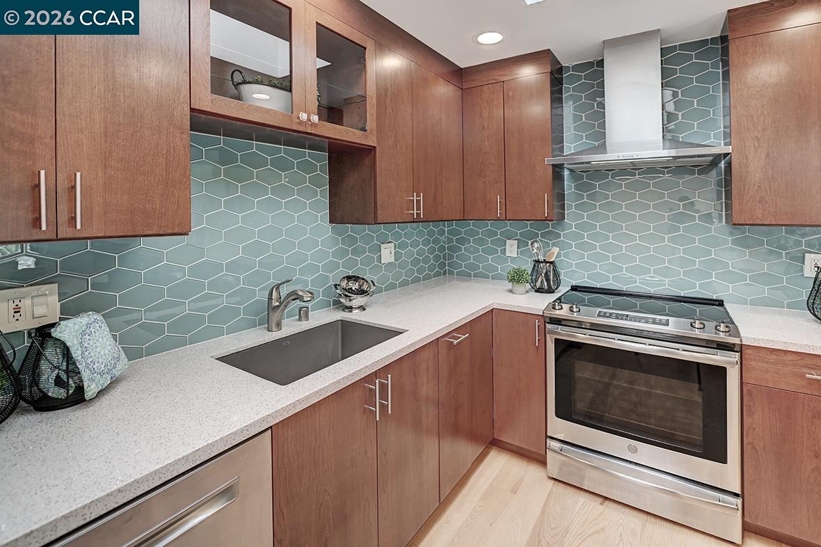 Photo #3: 41127410 Listing: Photo #3