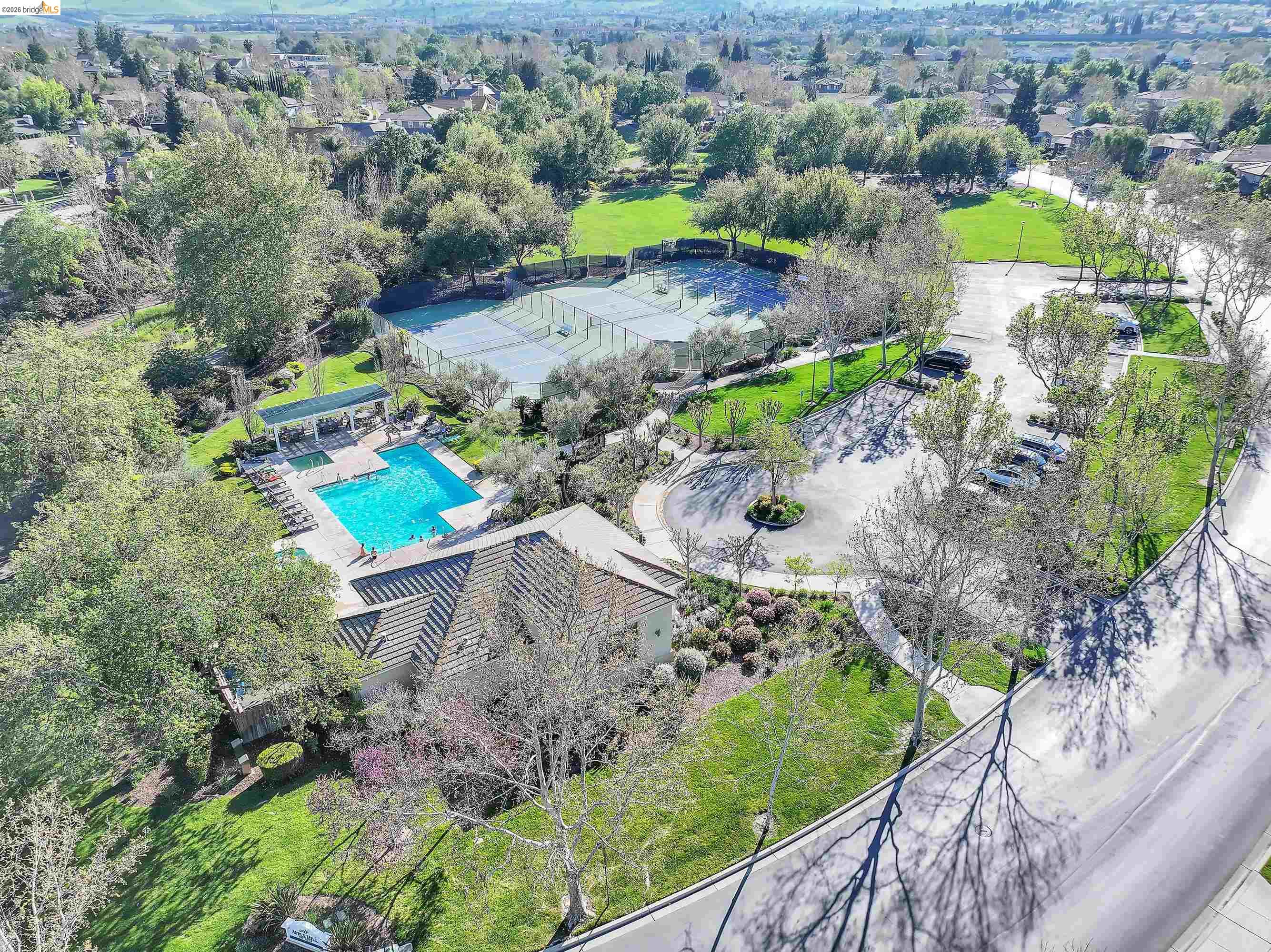 Detail Gallery Image 25 of 30 For 2037 Newton Dr, Brentwood,  CA 94513 - 4 Beds | 3 Baths