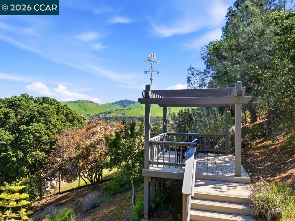 Detail Gallery Image 31 of 40 For 5795 Lewis Way, Concord,  CA 94521 - 4 Beds | 2 Baths