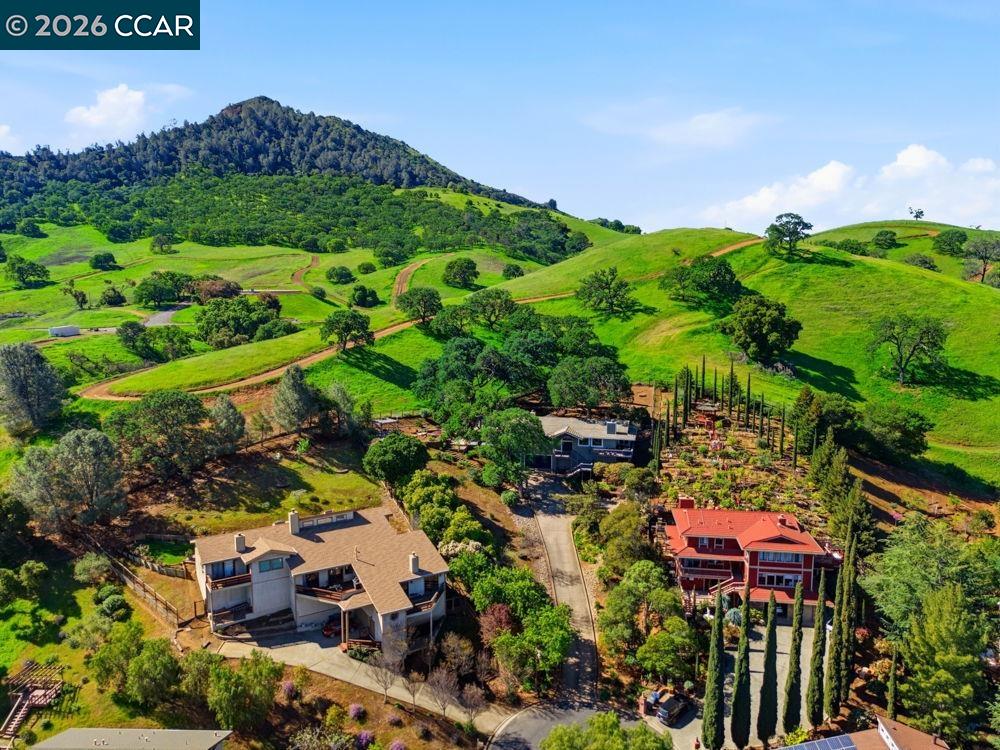 Detail Gallery Image 34 of 40 For 5795 Lewis Way, Concord,  CA 94521 - 4 Beds | 2 Baths