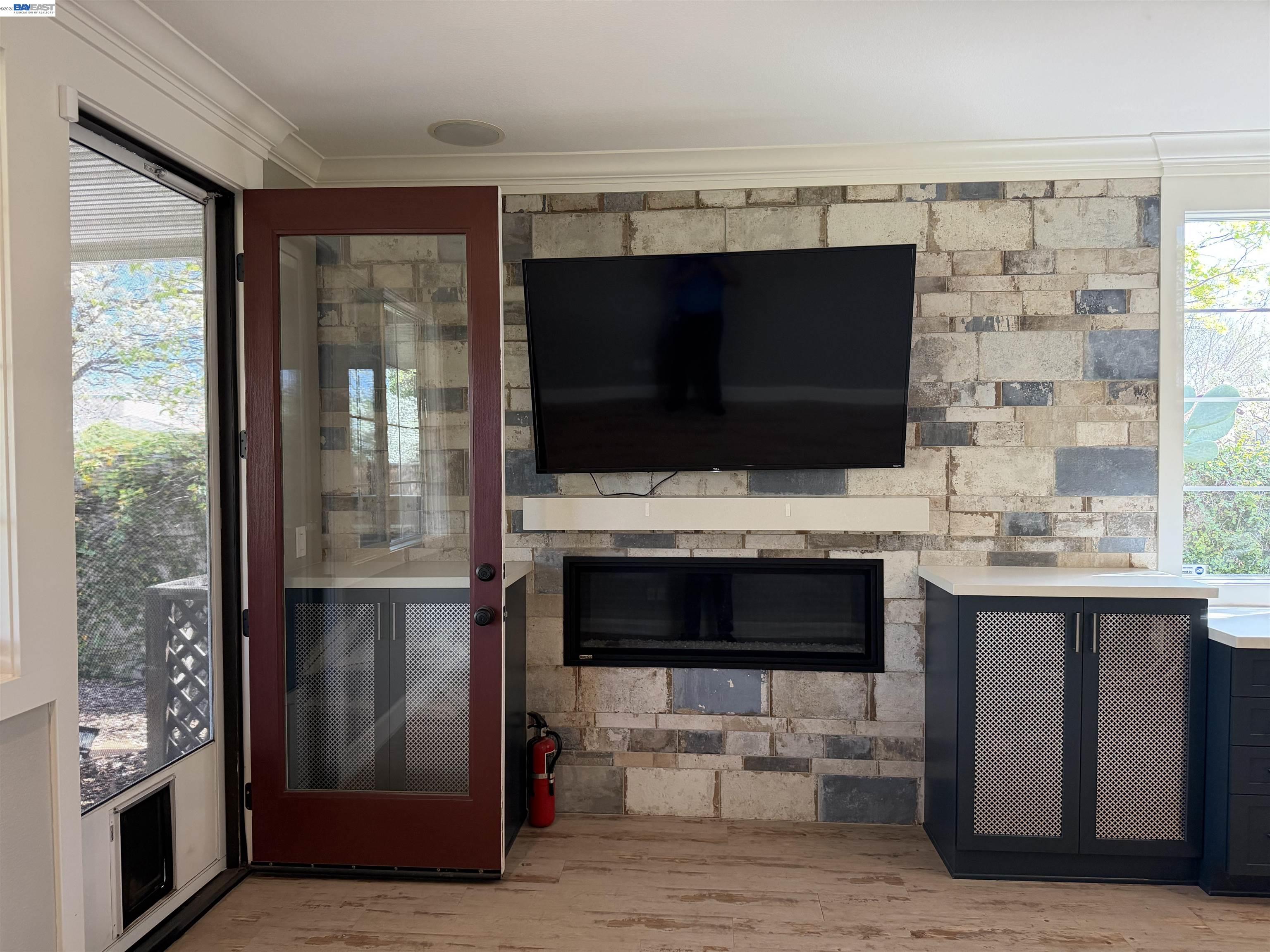 Detail Gallery Image 12 of 34 For 6492 Altamar Circle, Livermore,  CA 94551 - 3 Beds | 2 Baths