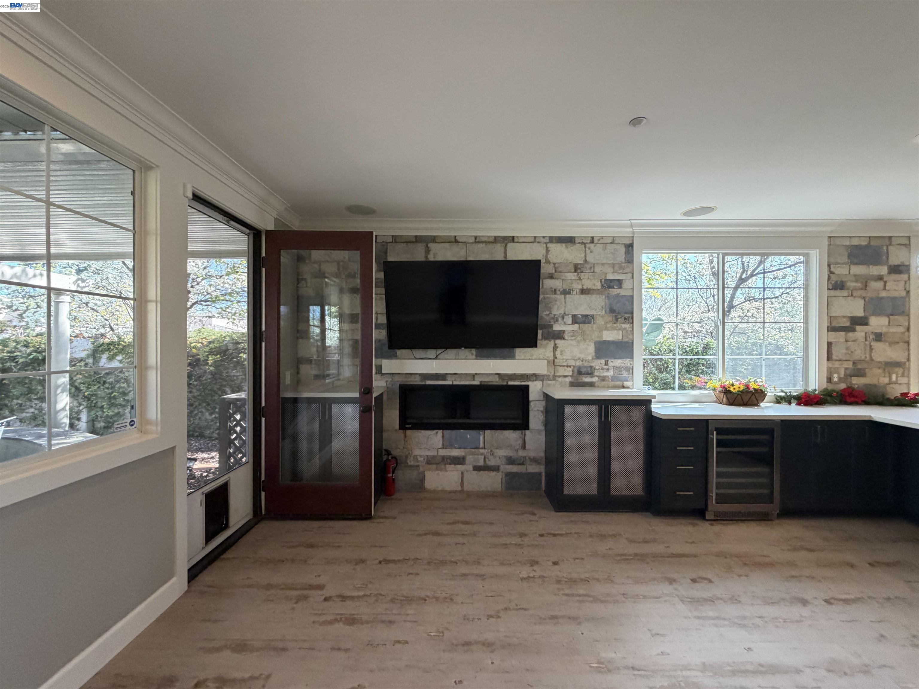 Detail Gallery Image 13 of 34 For 6492 Altamar Circle, Livermore,  CA 94551 - 3 Beds | 2 Baths