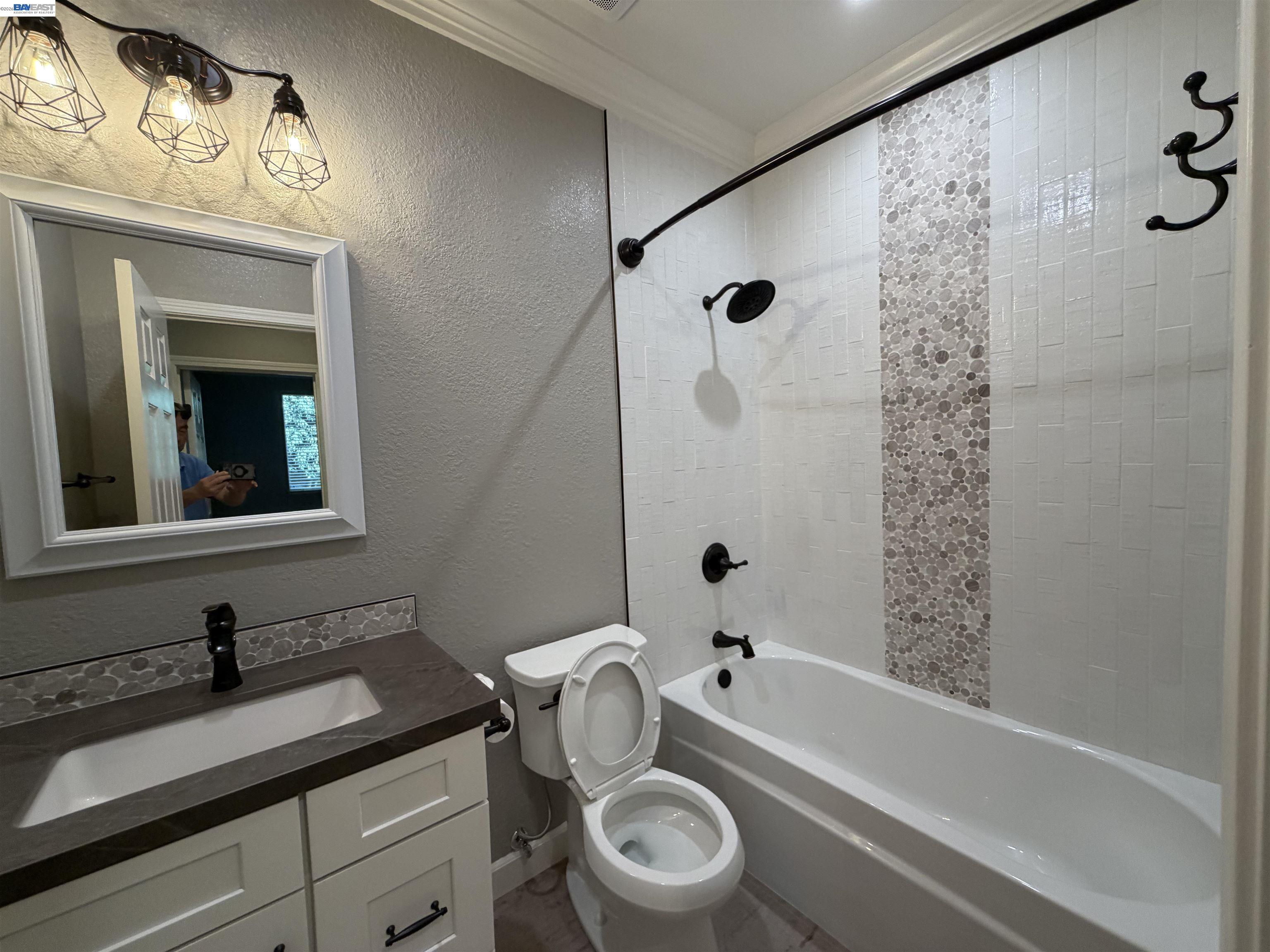 Detail Gallery Image 25 of 34 For 6492 Altamar Circle, Livermore,  CA 94551 - 3 Beds | 2 Baths