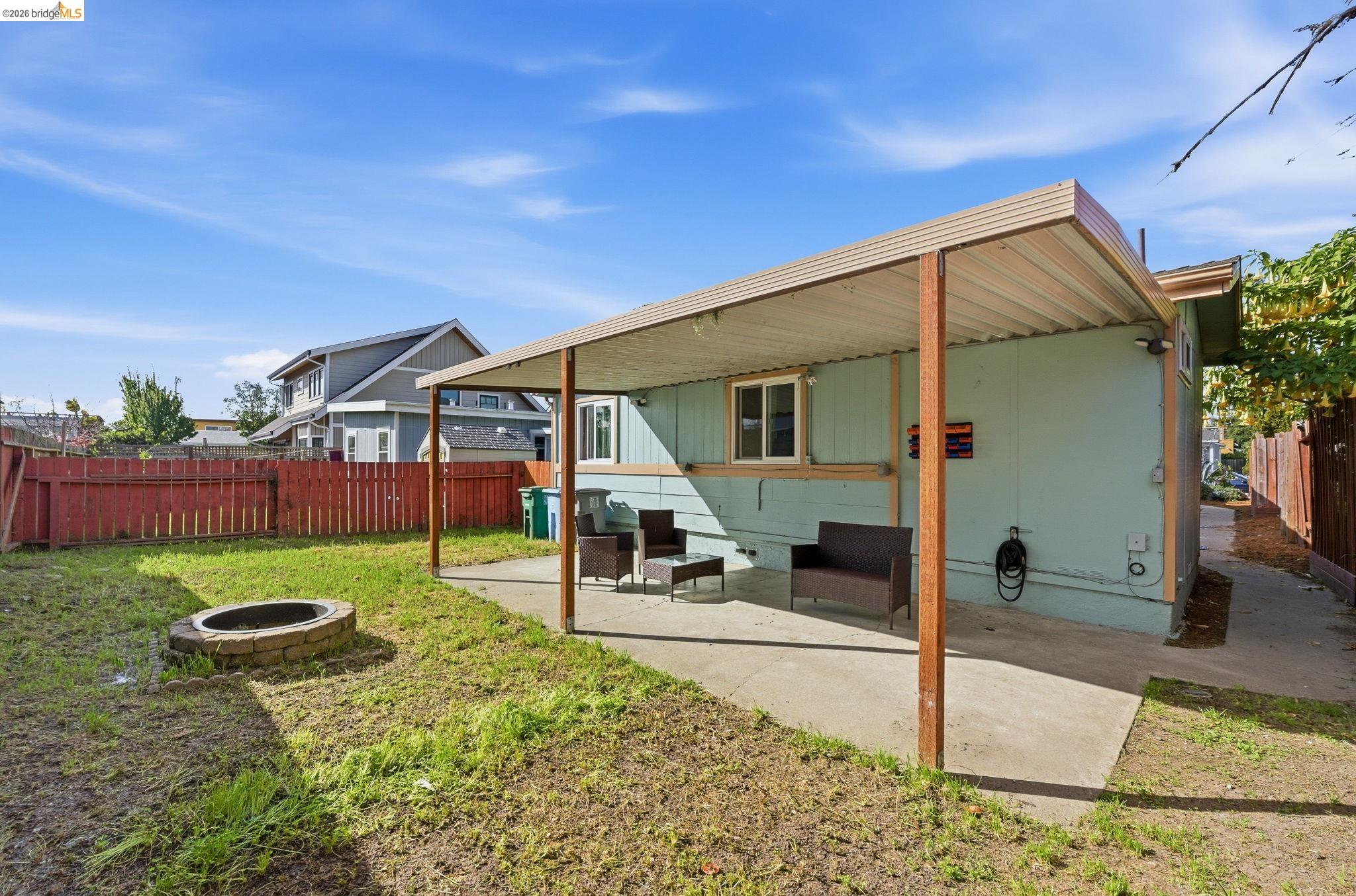 Detail Gallery Image 6 of 12 For 1530 Stuart St, Berkeley,  CA 94703 - – Beds | – Baths