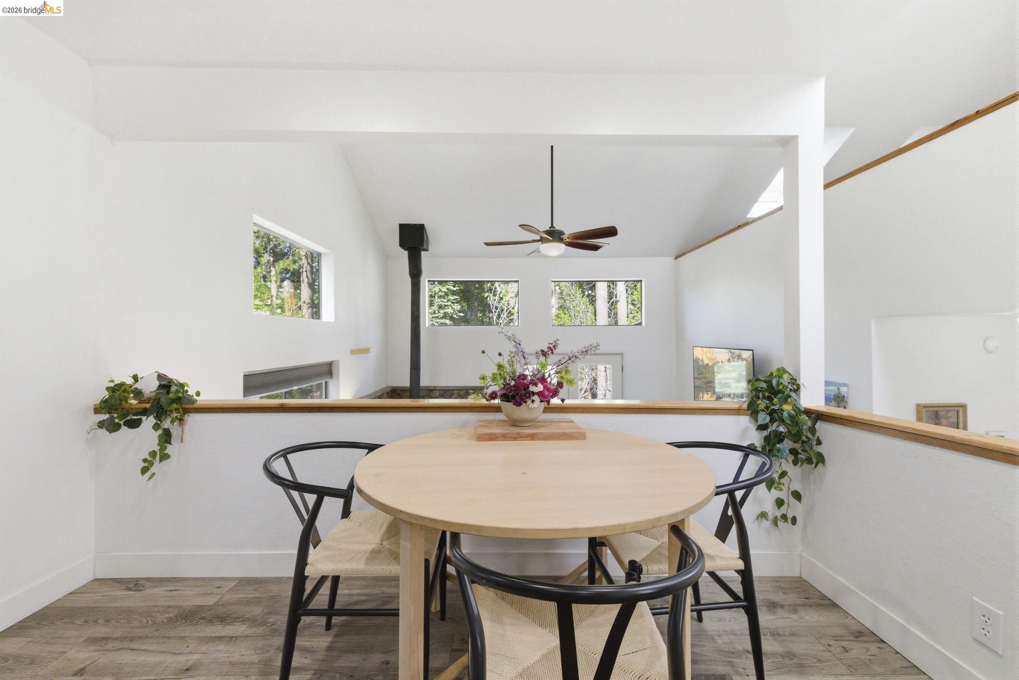 Detail Gallery Image 9 of 40 For 19565 Wanita Ln, Twain Harte,  CA 95383 - 3 Beds | 2 Baths