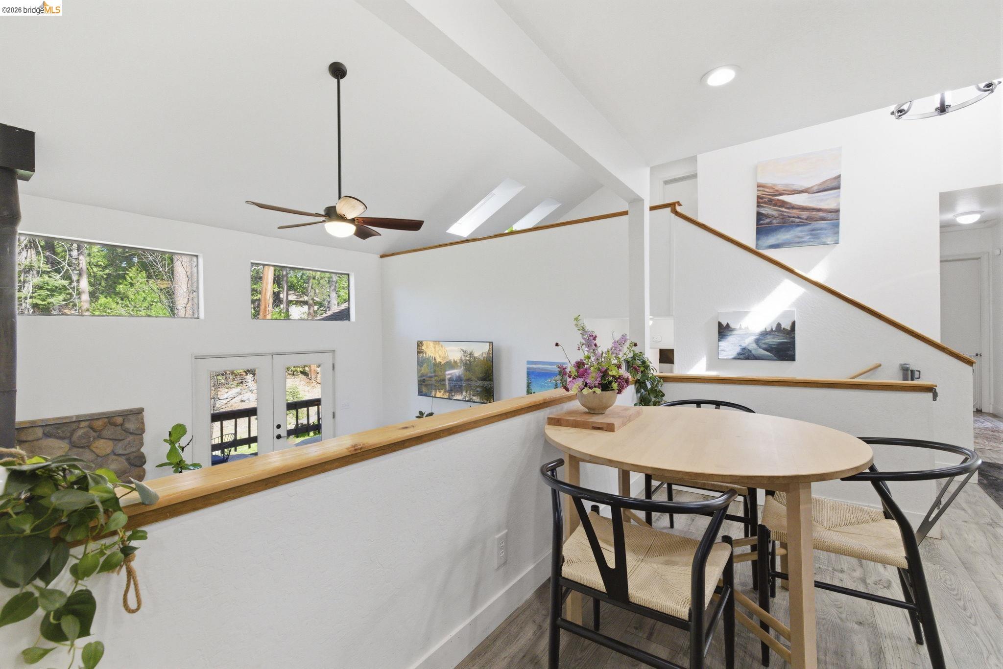 Detail Gallery Image 10 of 40 For 19565 Wanita Ln, Twain Harte,  CA 95383 - 3 Beds | 2 Baths