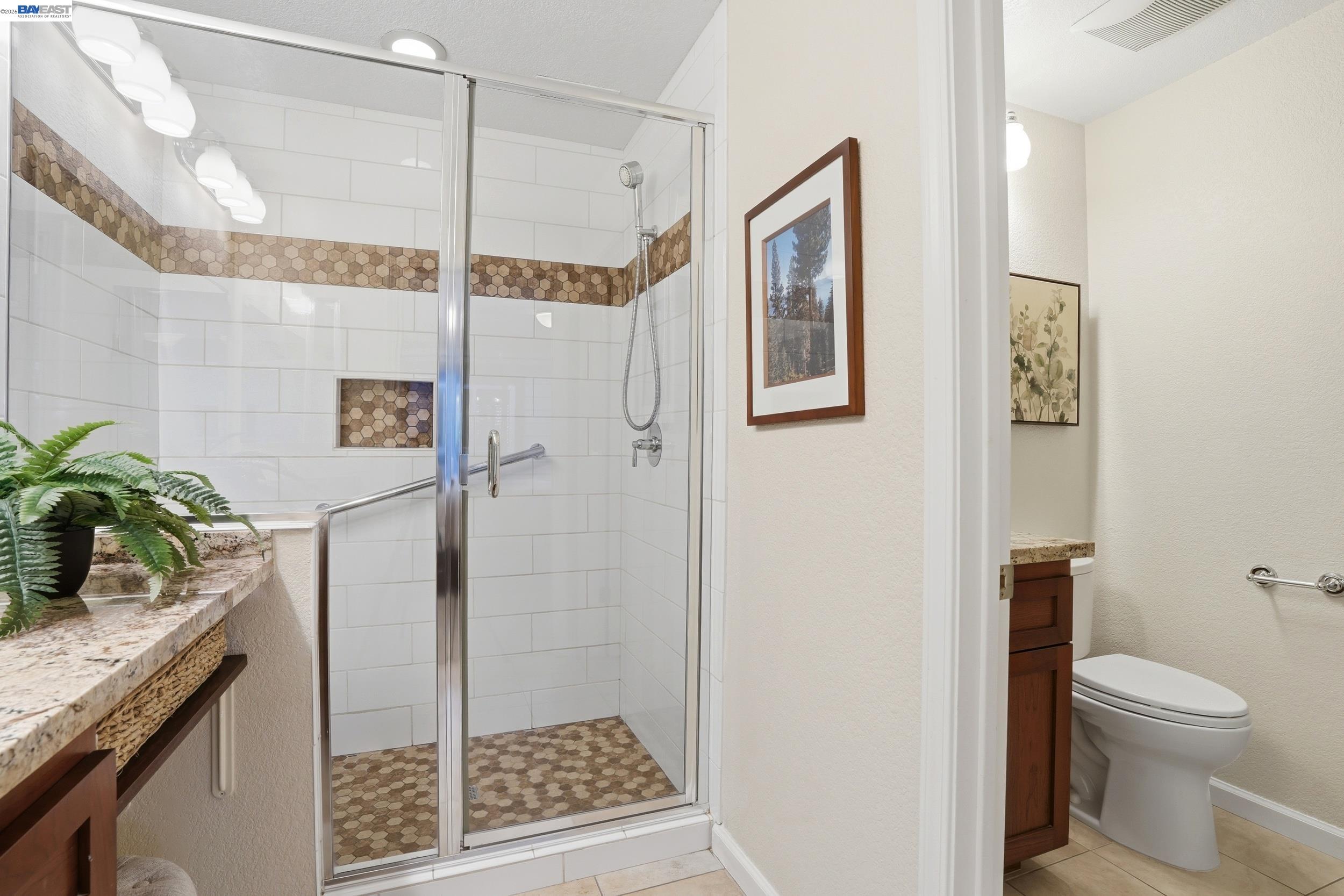 Photo #13: 41127418 Listing: Photo #13