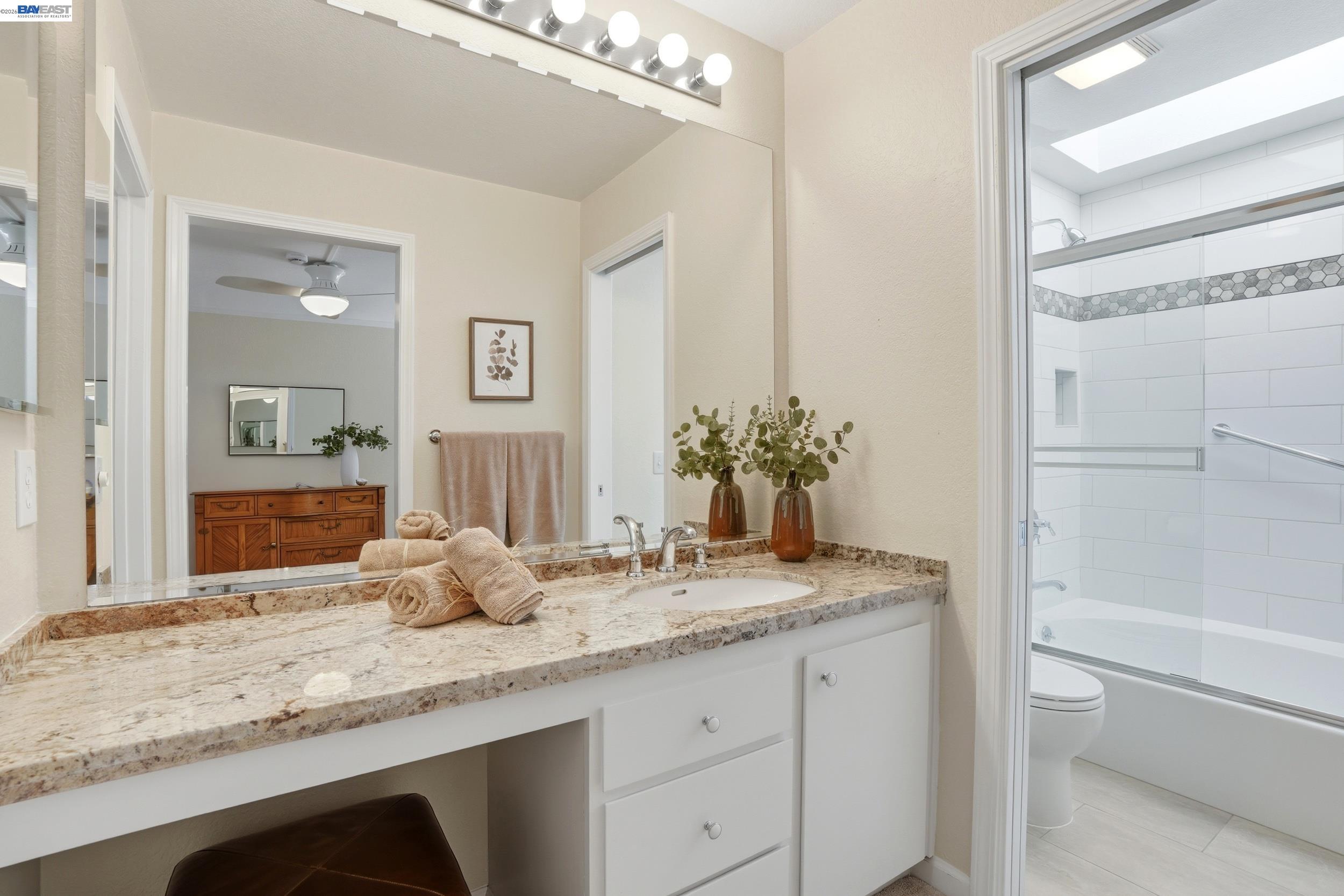 Photo #16: 41127418 Listing: Photo #16