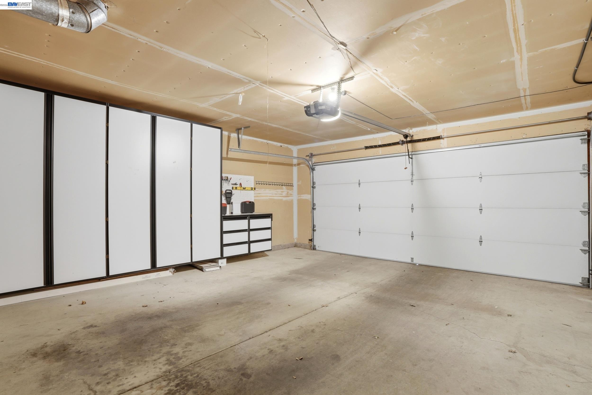 Photo #23: 41127418 Listing: Photo #23