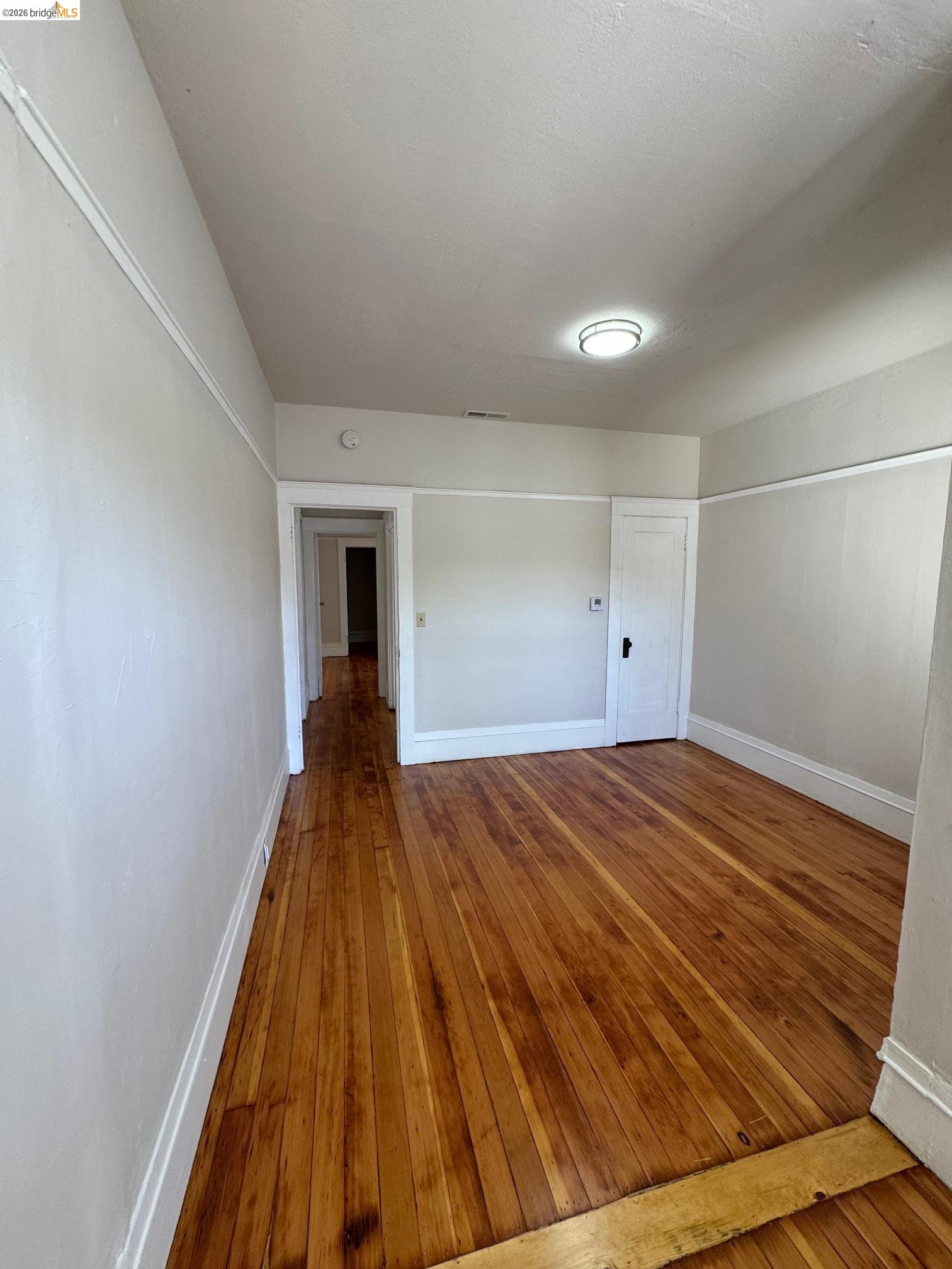 Detail Gallery Image 11 of 15 For 1626 12th St, Oakland,  CA 94607 - – Beds | – Baths