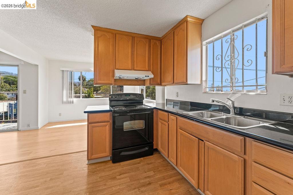 Detail Gallery Image 26 of 33 For 3601 Lincoln Ave, Oakland,  CA 94602 - – Beds | – Baths