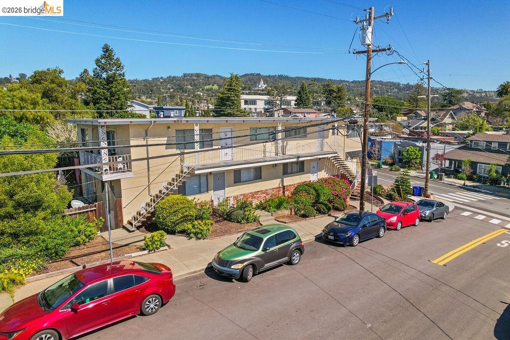 Detail Gallery Image 4 of 33 For 3601 Lincoln Ave, Oakland,  CA 94602 - – Beds | – Baths