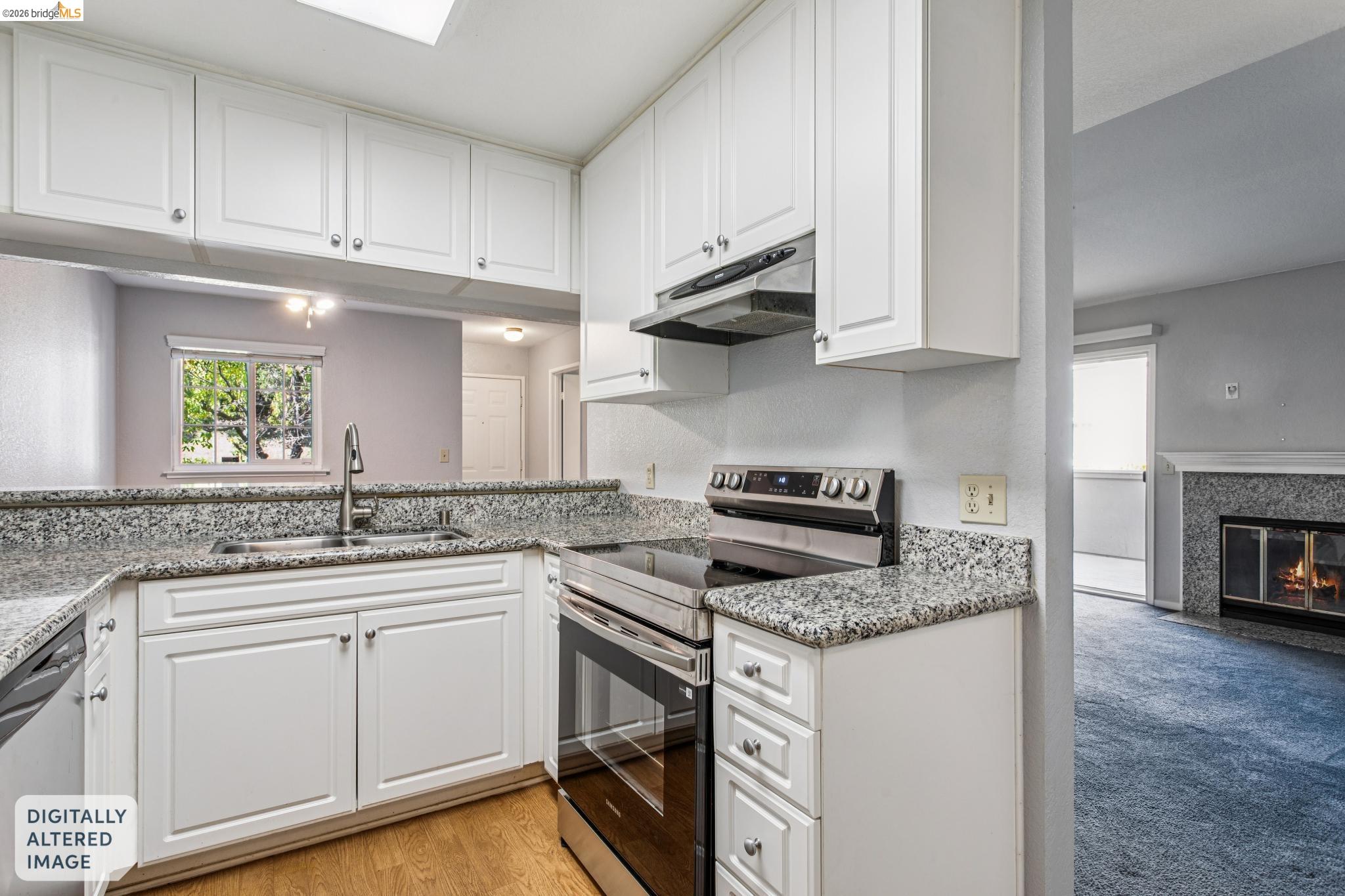 Photo #26: 41127423 Listing: Photo #26