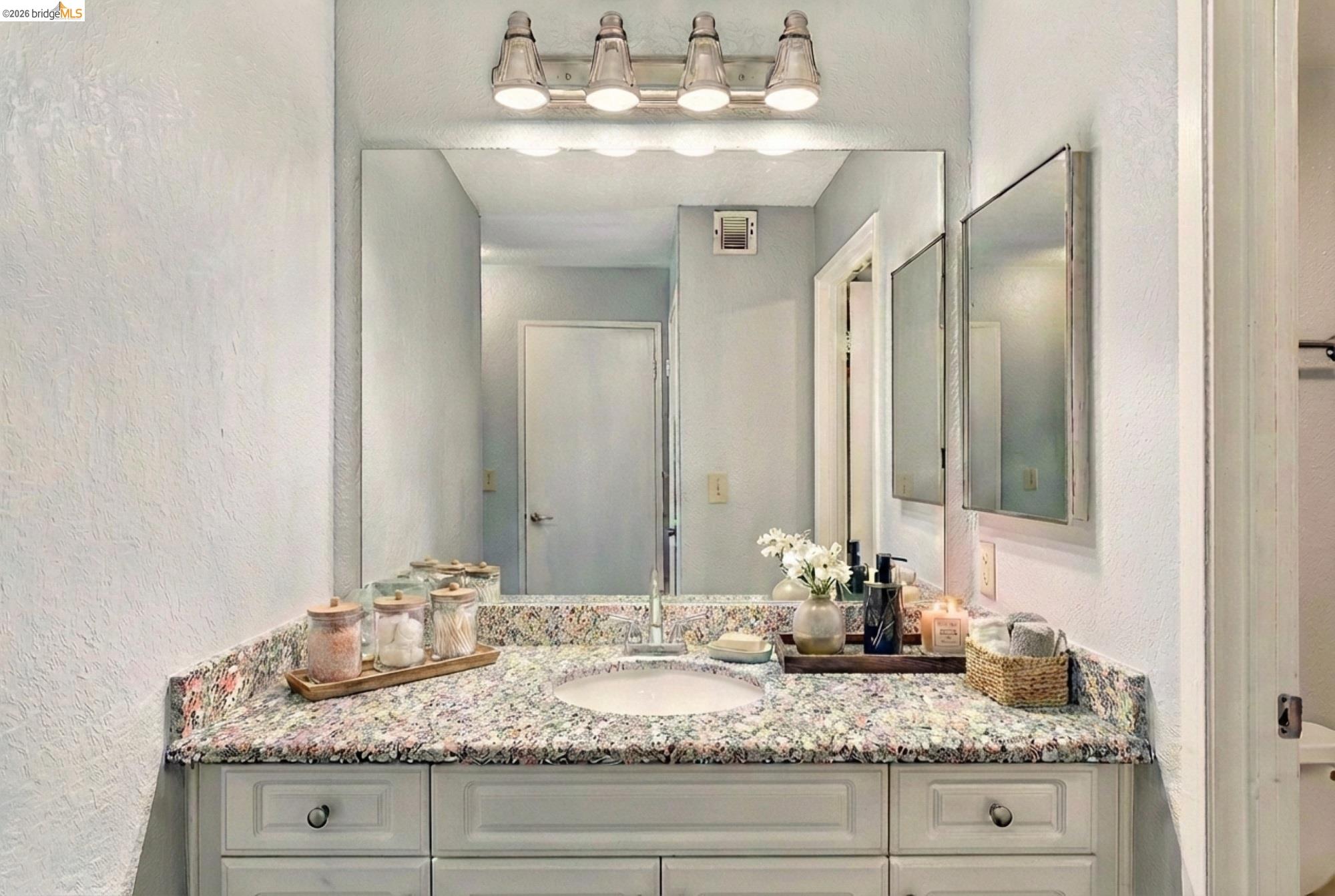 Photo #52: 41127423 Listing: Photo #52