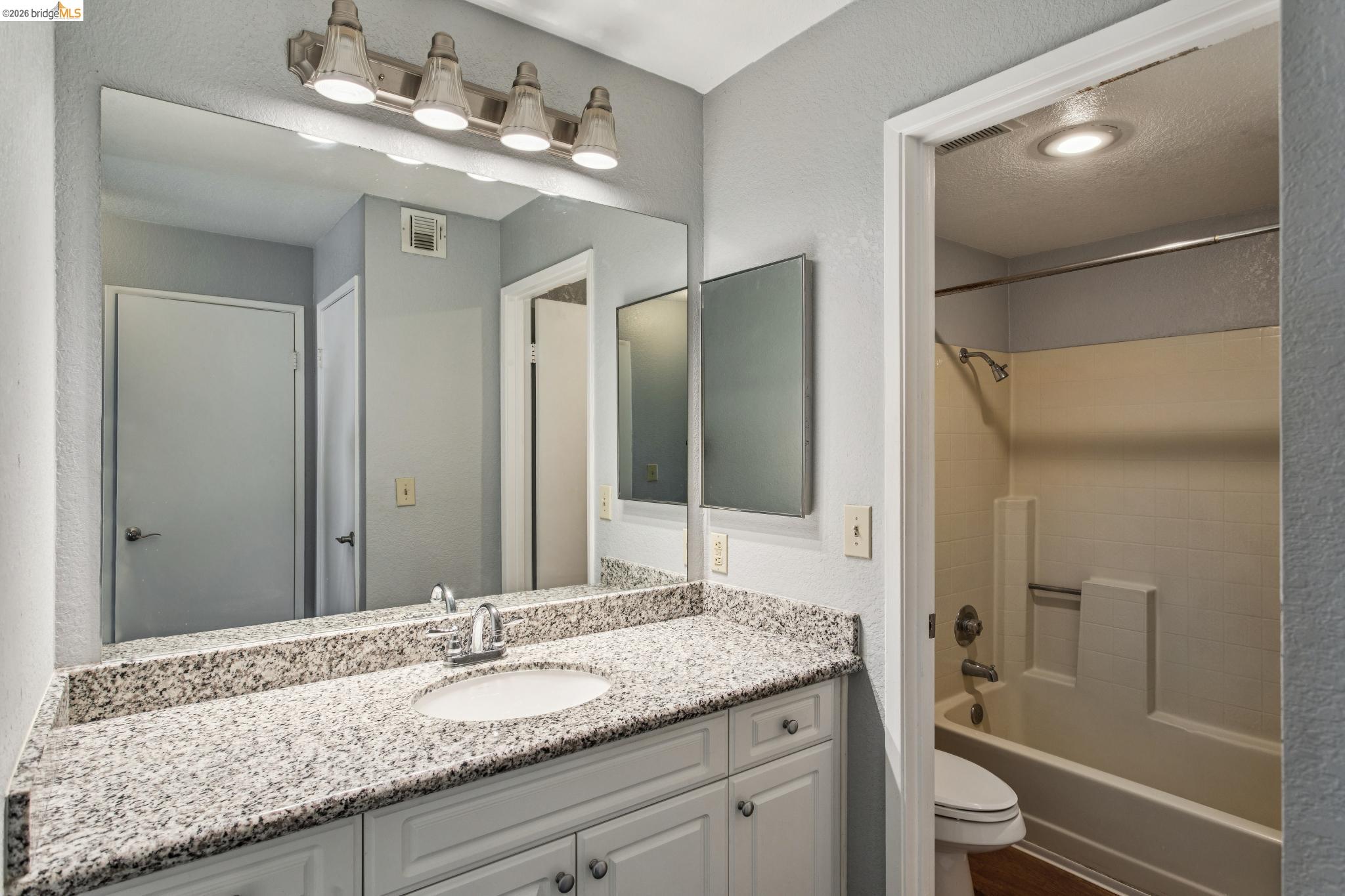 Photo #55: 41127423 Listing: Photo #55