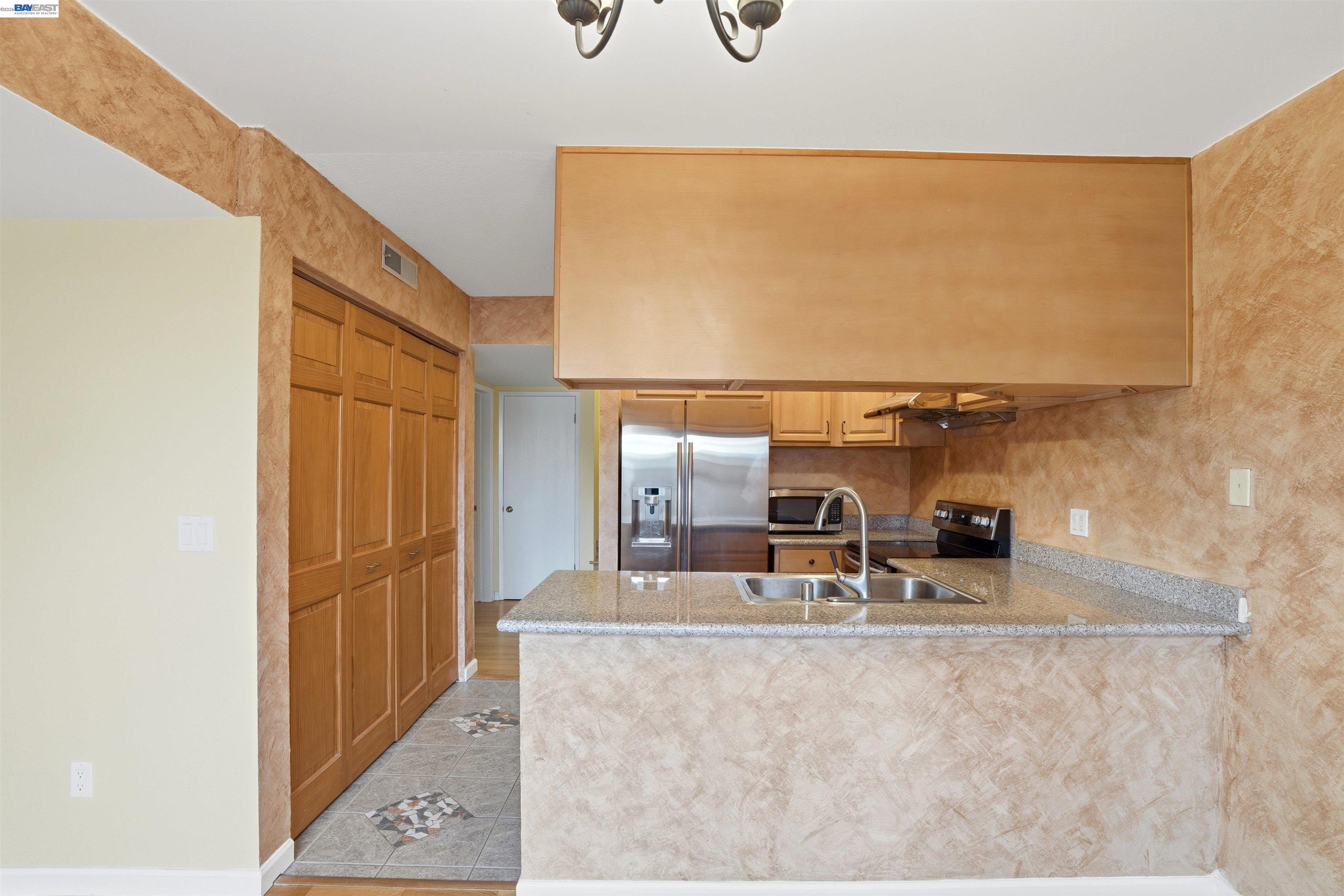 Photo #14: 41127424 Listing: Photo #14