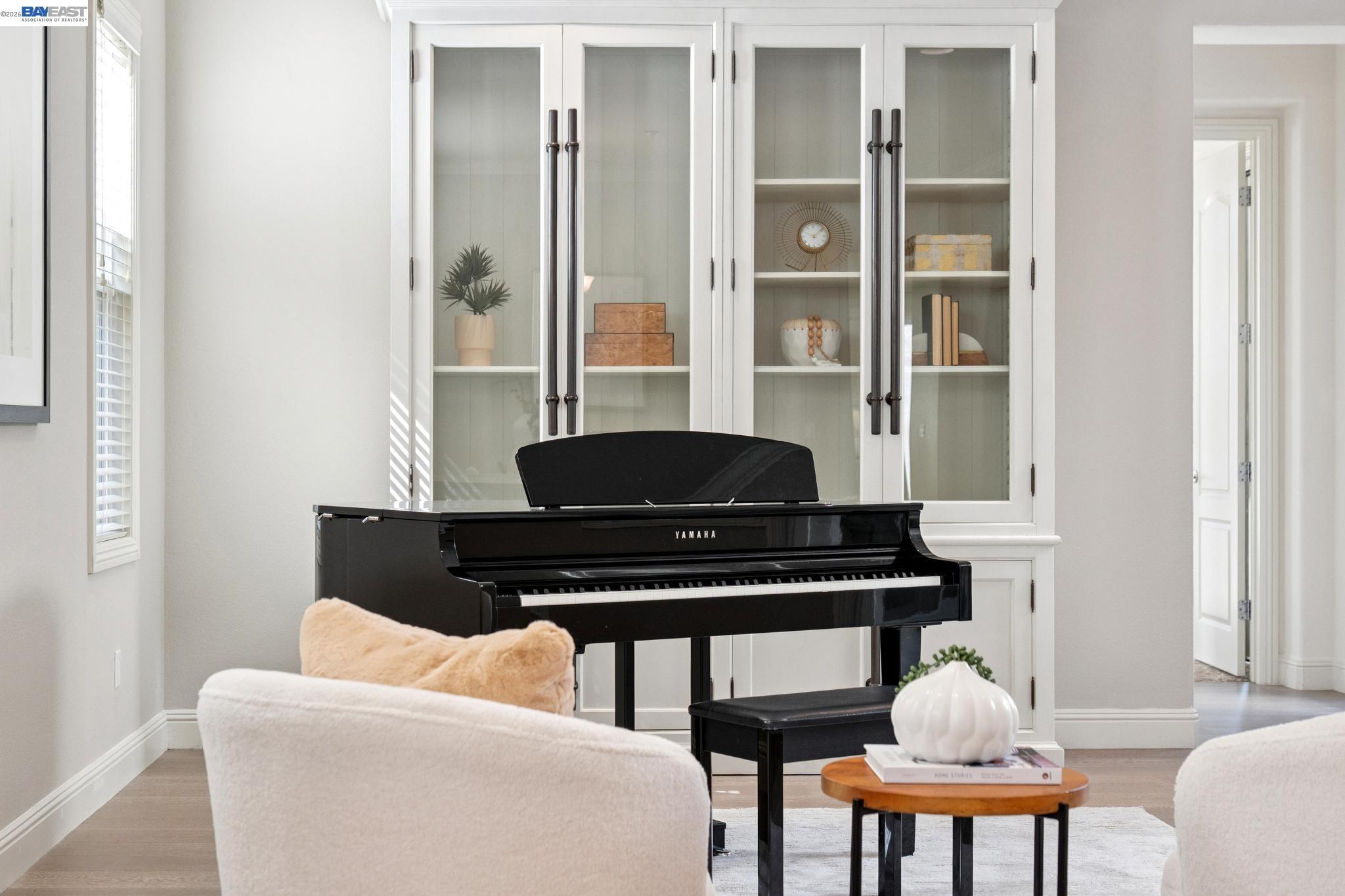 Detail Gallery Image 19 of 57 For 130 Arundel Dr, Hayward,  CA 94542 - 4 Beds | 3/1 Baths