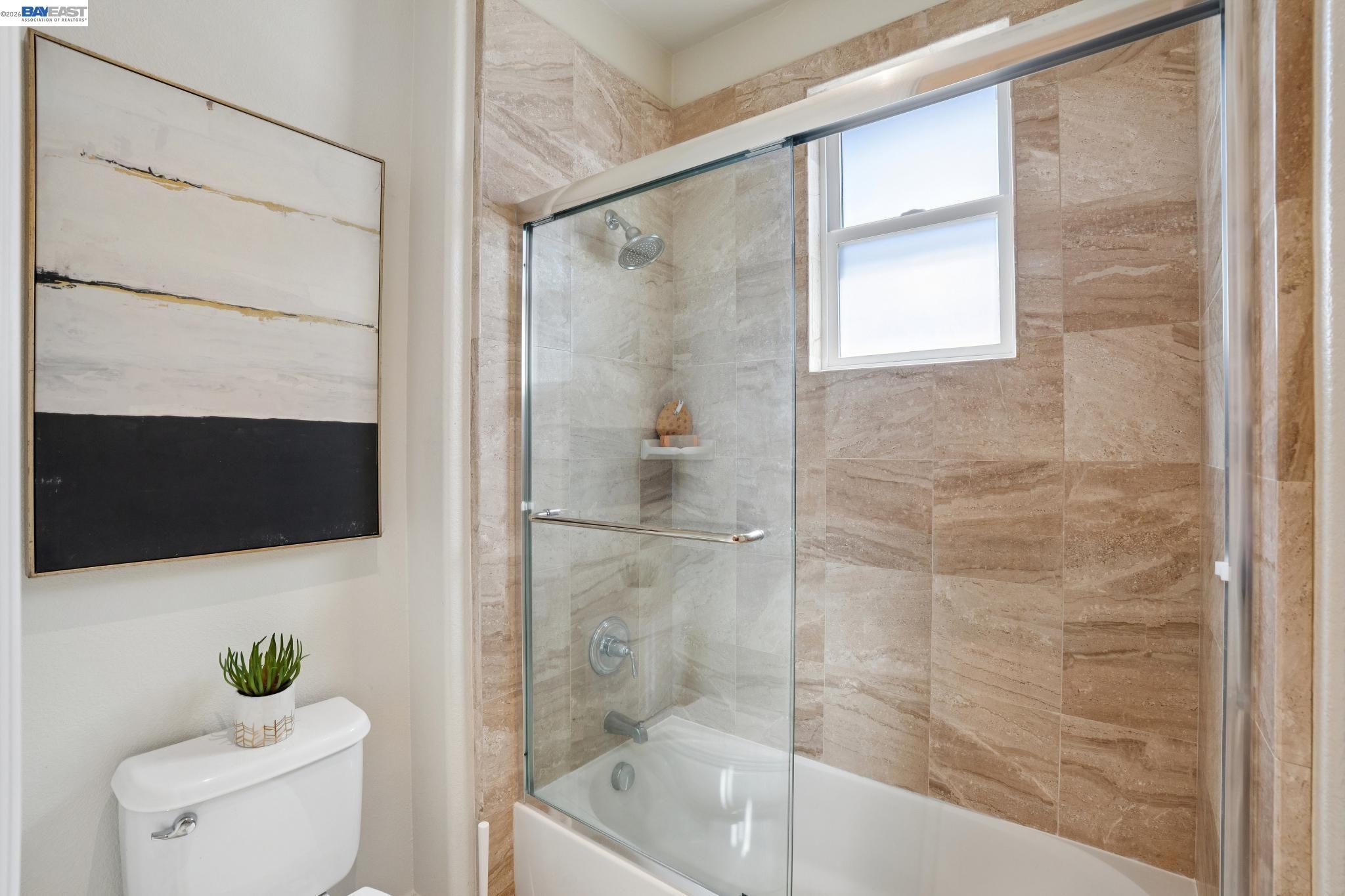 Detail Gallery Image 34 of 57 For 130 Arundel Dr, Hayward,  CA 94542 - 4 Beds | 3/1 Baths