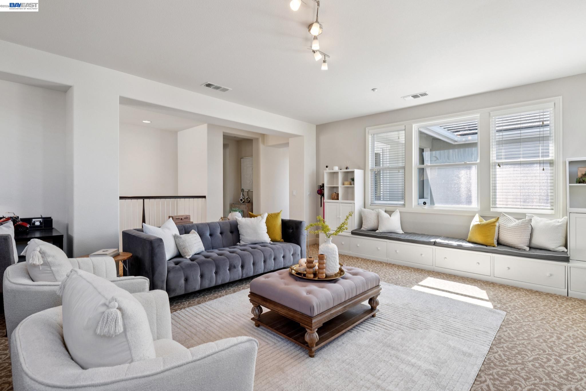 Detail Gallery Image 37 of 57 For 130 Arundel Dr, Hayward,  CA 94542 - 4 Beds | 3/1 Baths