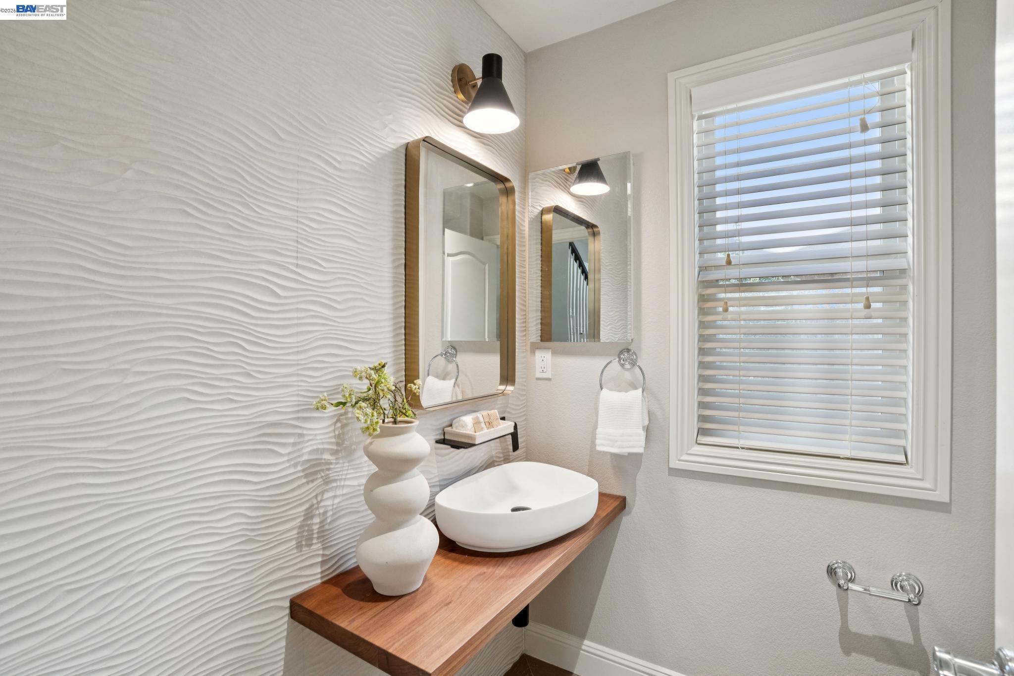 Detail Gallery Image 37 of 57 For 130 Arundel Dr, Hayward,  CA 94542 - 4 Beds | 3/1 Baths