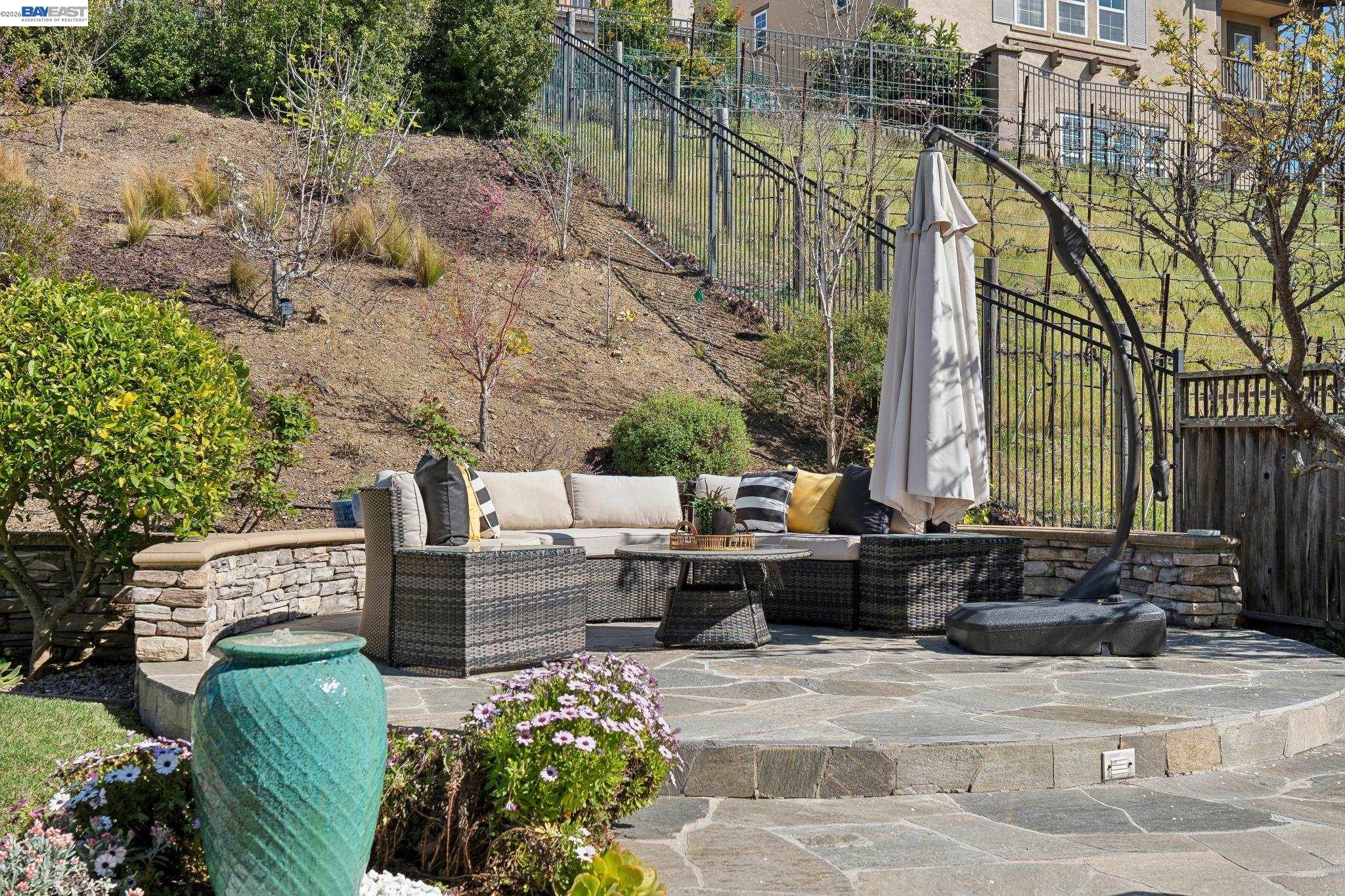 Detail Gallery Image 44 of 57 For 130 Arundel Dr, Hayward,  CA 94542 - 4 Beds | 3/1 Baths