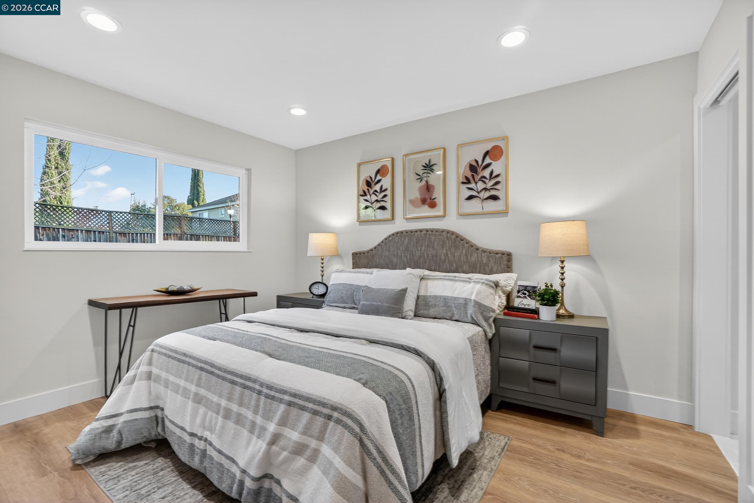 Detail Gallery Image 29 of 42 For 1590 Laverne Way, Concord,  CA 94521 - 3 Beds | 2 Baths