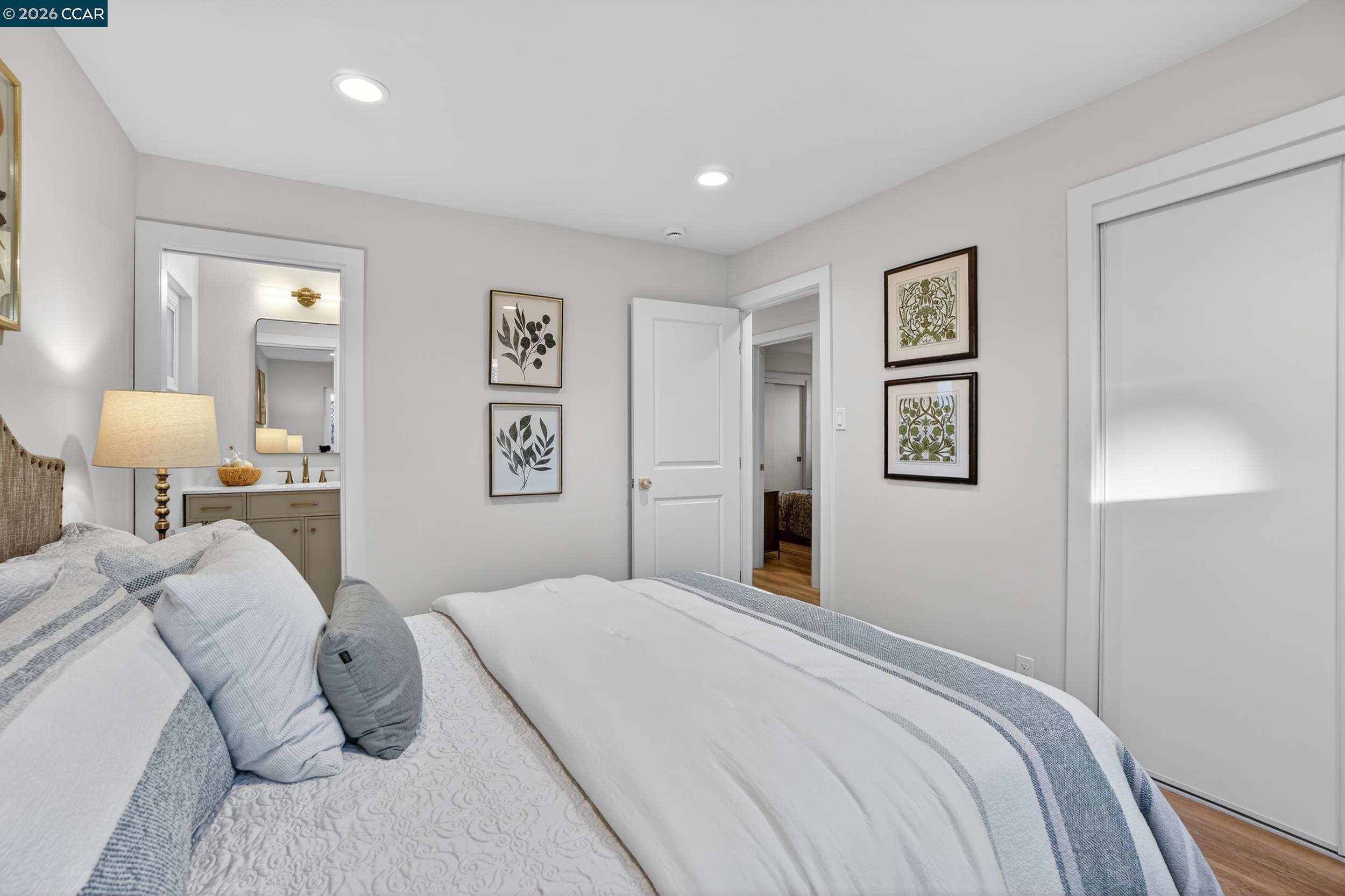 Detail Gallery Image 32 of 42 For 1590 Laverne Way, Concord,  CA 94521 - 3 Beds | 2 Baths