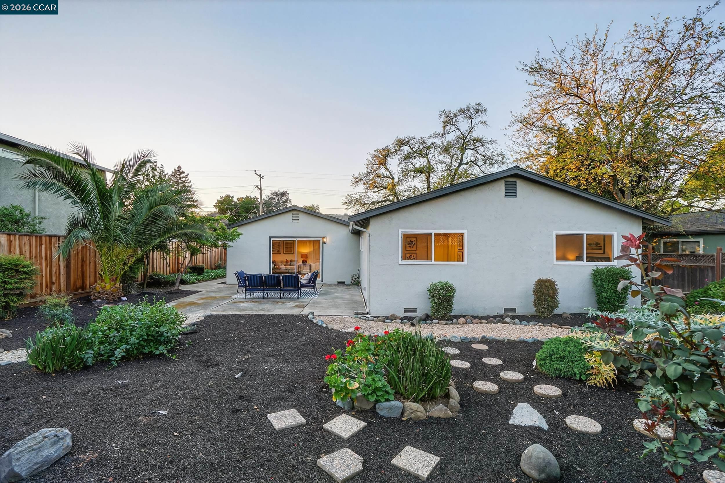 Detail Gallery Image 39 of 42 For 1590 Laverne Way, Concord,  CA 94521 - 3 Beds | 2 Baths