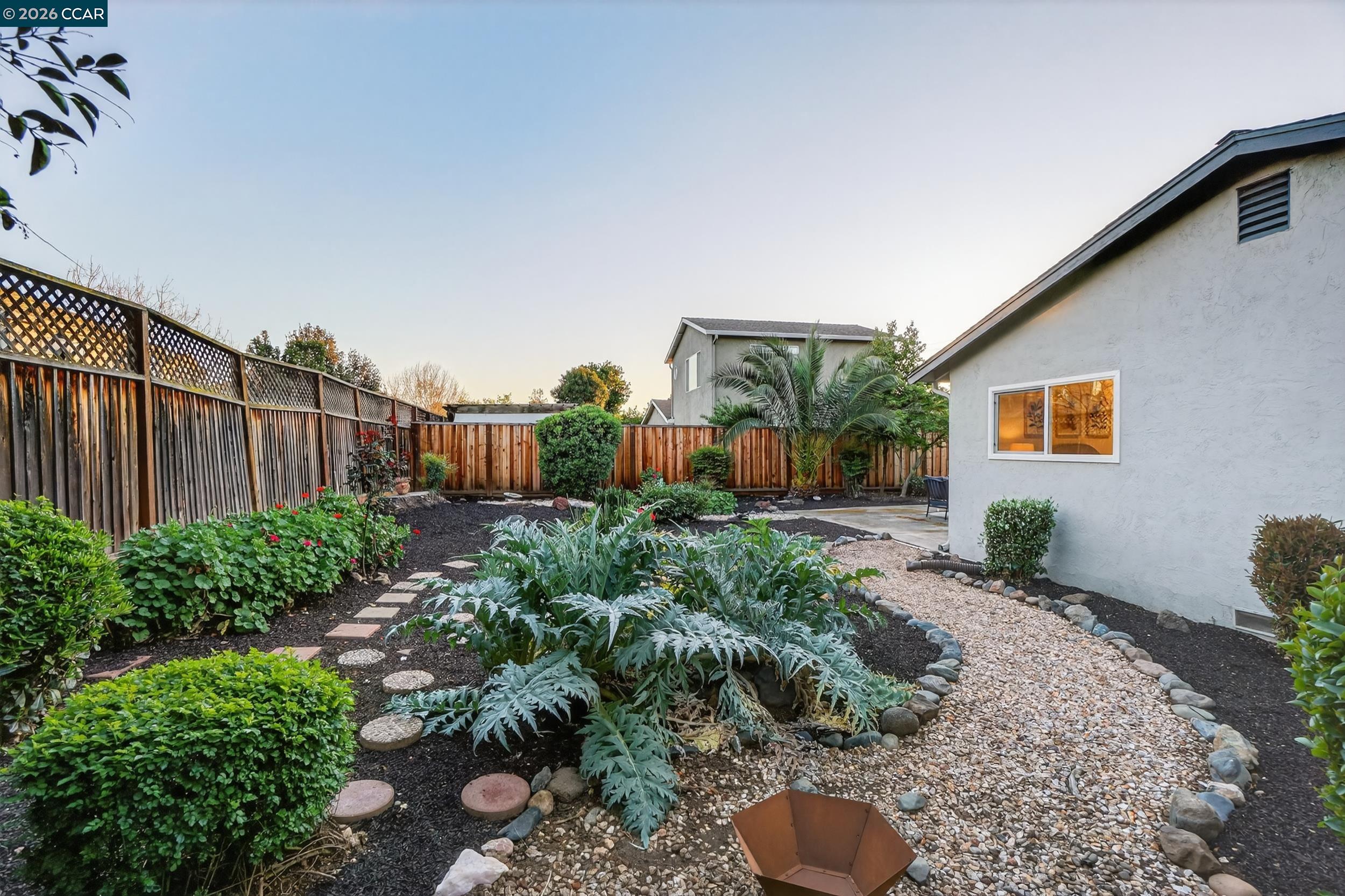Detail Gallery Image 41 of 42 For 1590 Laverne Way, Concord,  CA 94521 - 3 Beds | 2 Baths