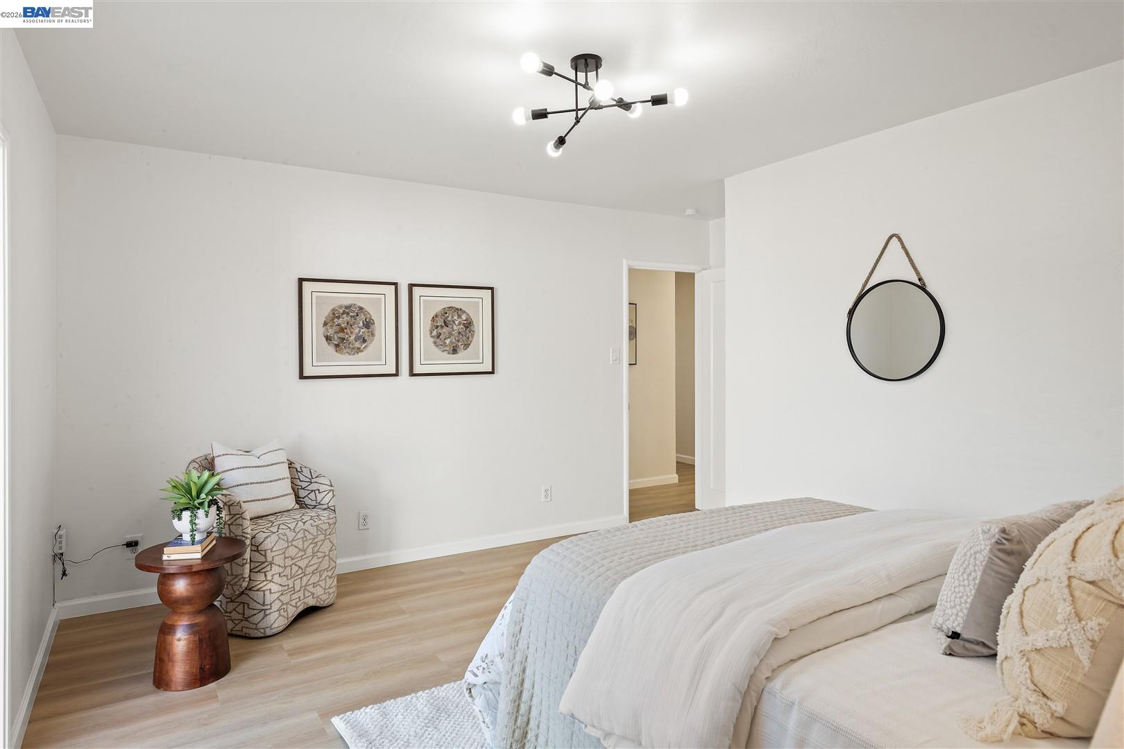 Detail Gallery Image 16 of 47 For 21928 Baywood Ave, Castro Valley,  CA 94546 - 3 Beds | 2/1 Baths