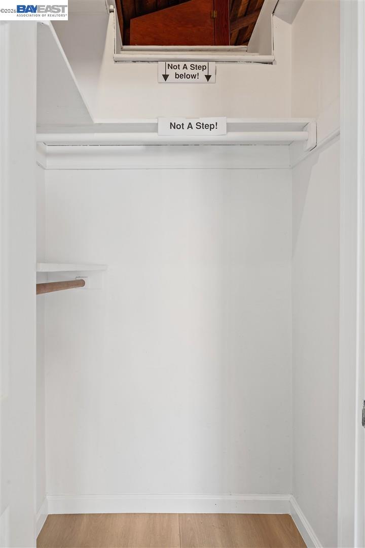 Detail Gallery Image 22 of 47 For 21928 Baywood Ave, Castro Valley,  CA 94546 - 3 Beds | 2/1 Baths