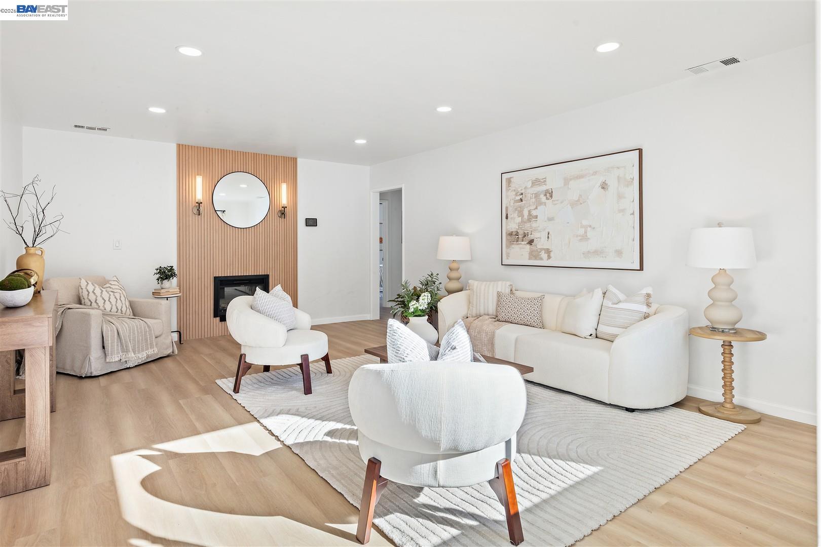 Detail Gallery Image 5 of 47 For 21928 Baywood Ave, Castro Valley,  CA 94546 - 3 Beds | 2/1 Baths