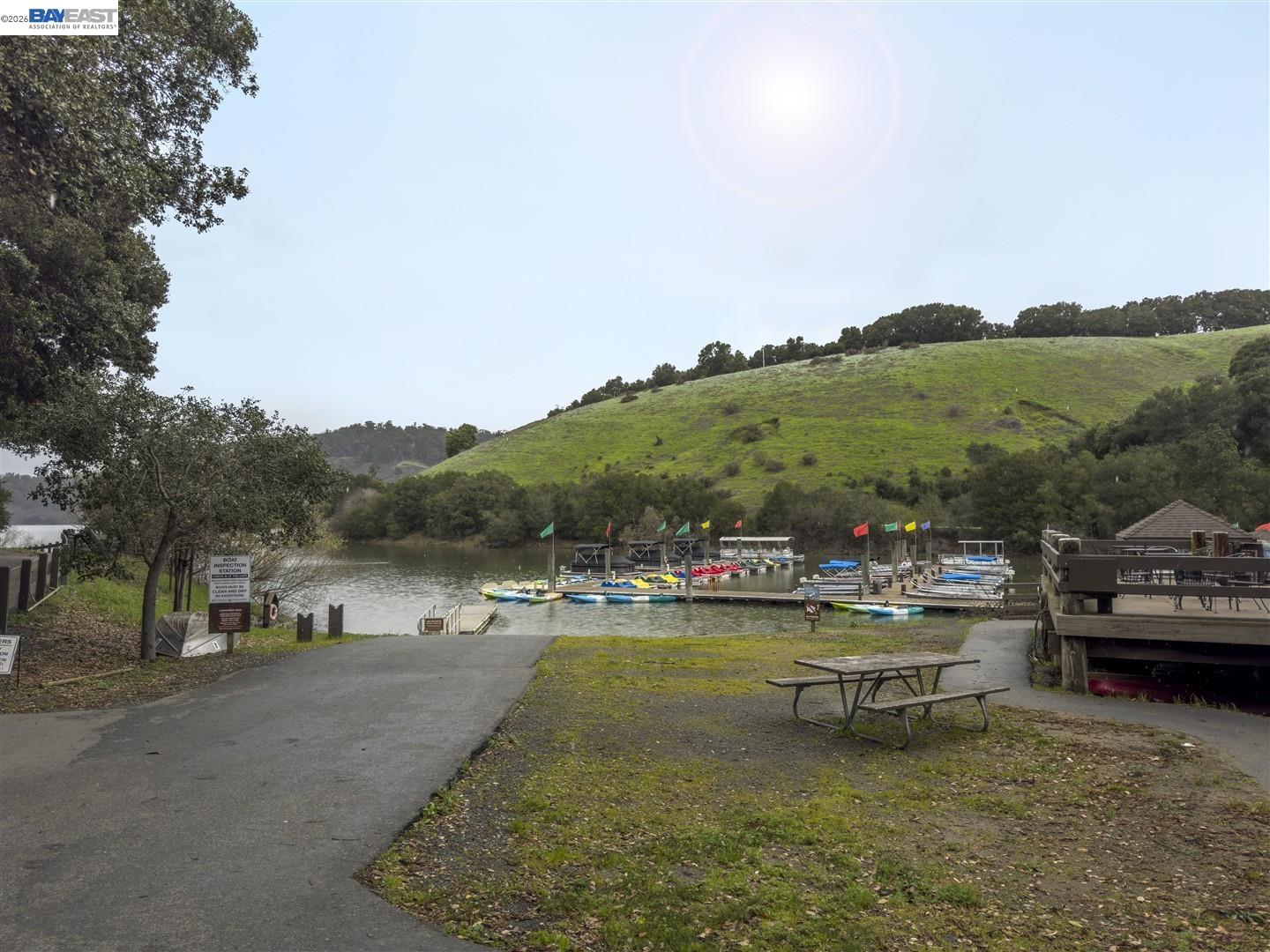 Detail Gallery Image 43 of 47 For 21928 Baywood Ave, Castro Valley,  CA 94546 - 3 Beds | 2/1 Baths