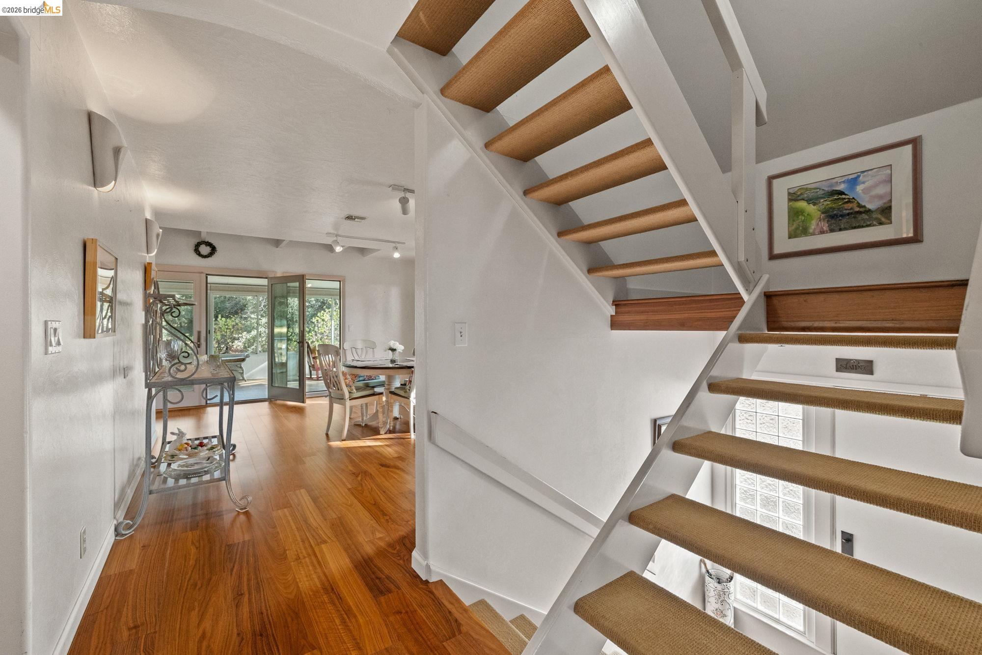 Detail Gallery Image 11 of 53 For 10566 Thistledown, Jamestown,  CA 95327-9532 - 5 Beds | 2 Baths