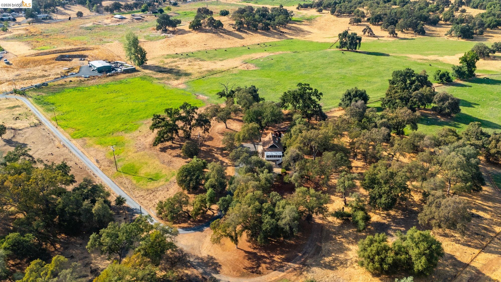 Detail Gallery Image 44 of 53 For 10566 Thistledown, Jamestown,  CA 95327-9532 - 5 Beds | 2 Baths