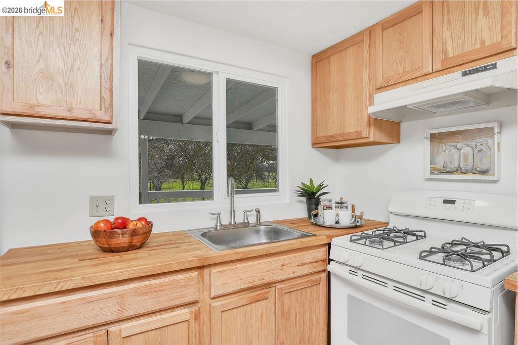 Detail Gallery Image 13 of 39 For 7550 Adams Ave, Valley Springs,  CA 95252 - 3 Beds | 1/1 Baths