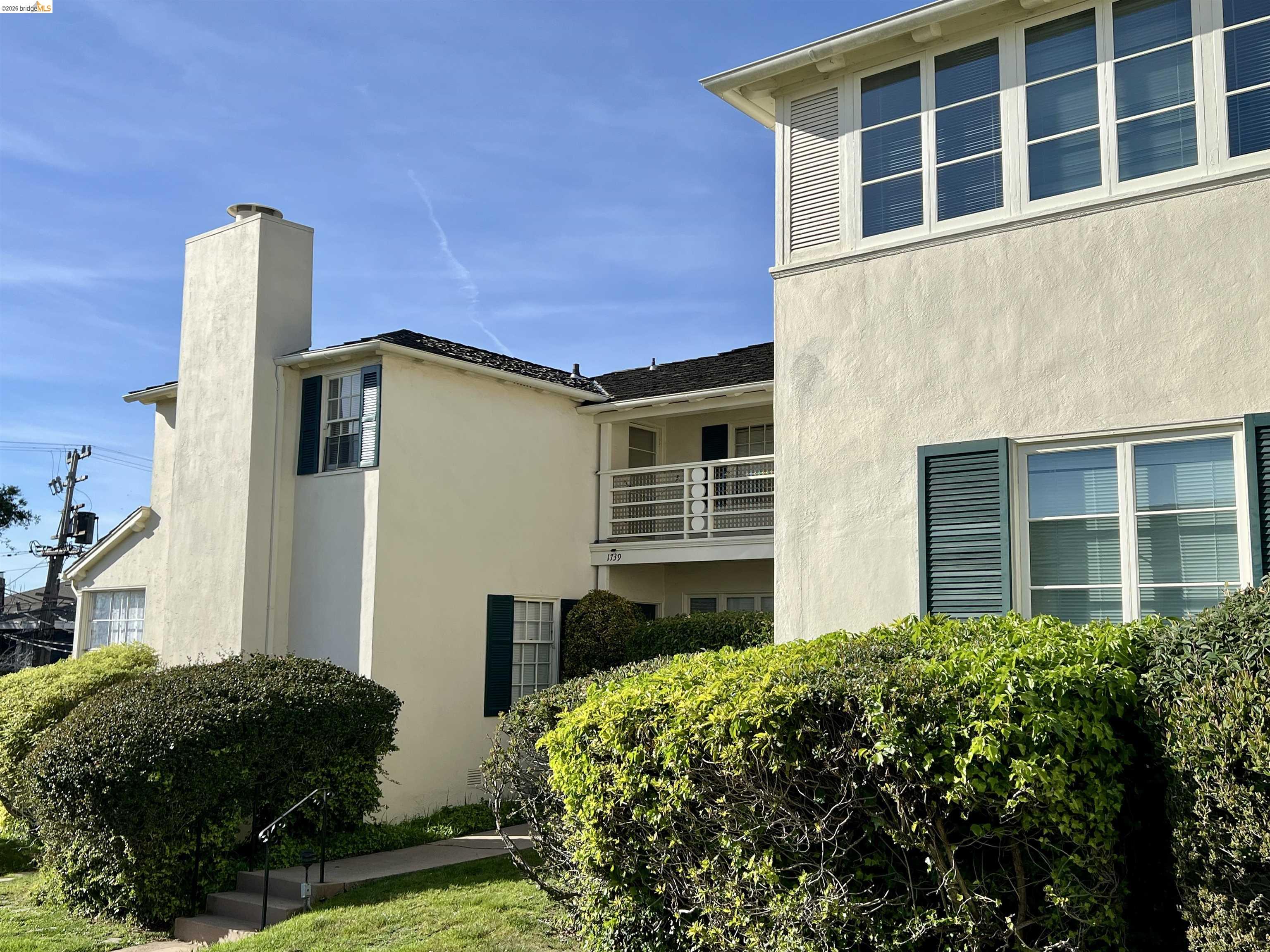 Detail Gallery Image 13 of 50 For 1739 Spruce Street, Berkeley,  CA 94709-1717 - – Beds | – Baths