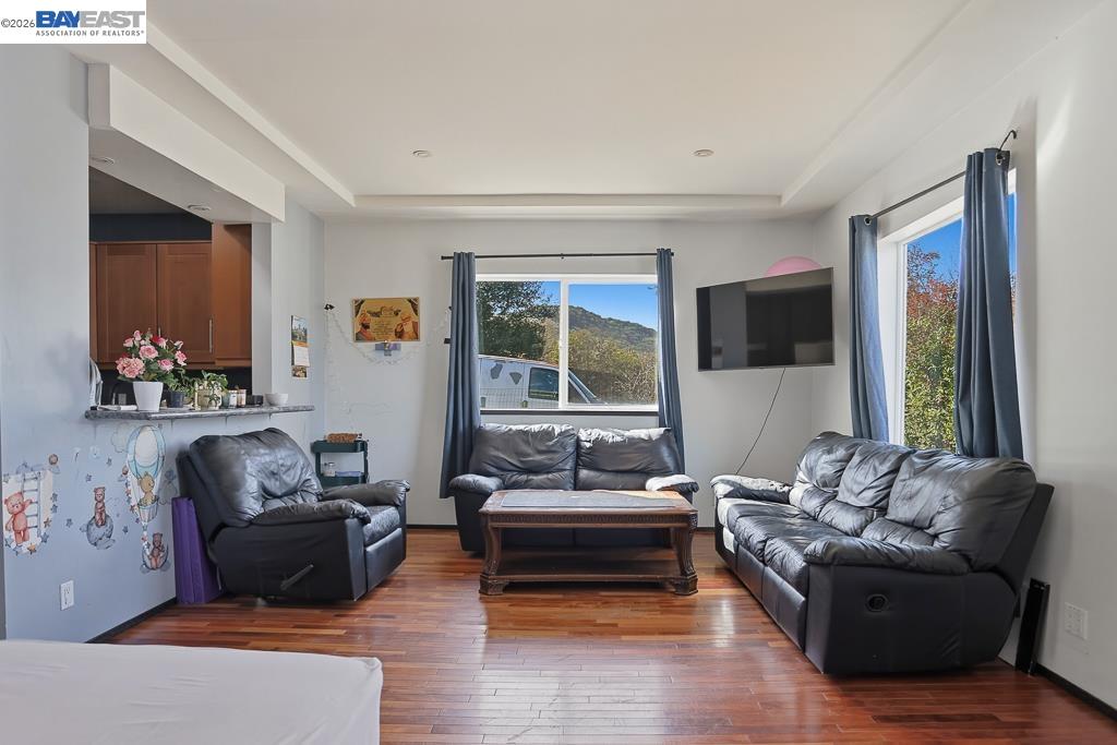 Detail Gallery Image 17 of 38 For 179 Los Ranchitos Rd, San Rafael,  CA 94903 - – Beds | – Baths