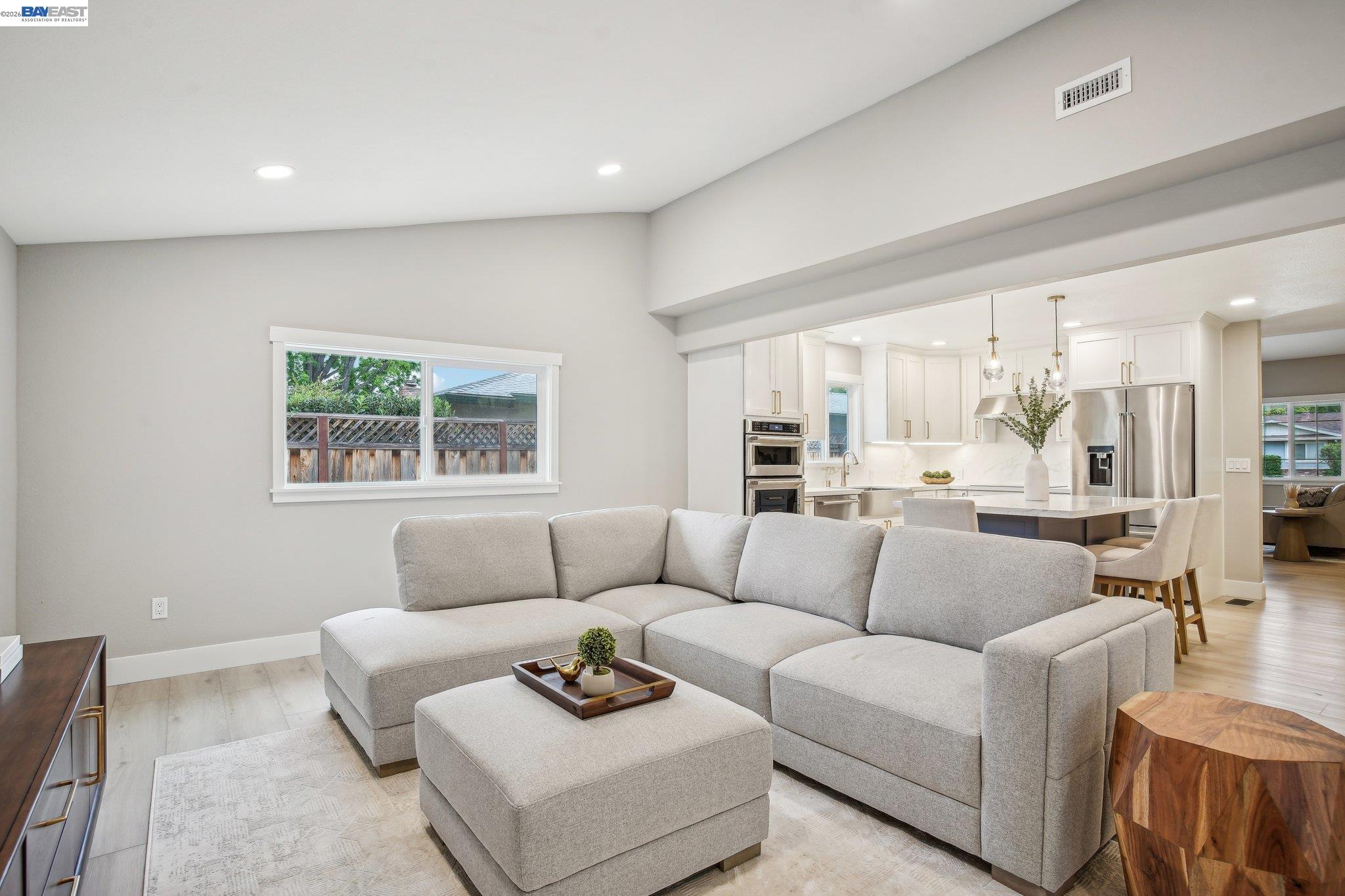 Detail Gallery Image 13 of 43 For 5169 Lillian Ct, Livermore,  CA 94550 - 4 Beds | 2 Baths