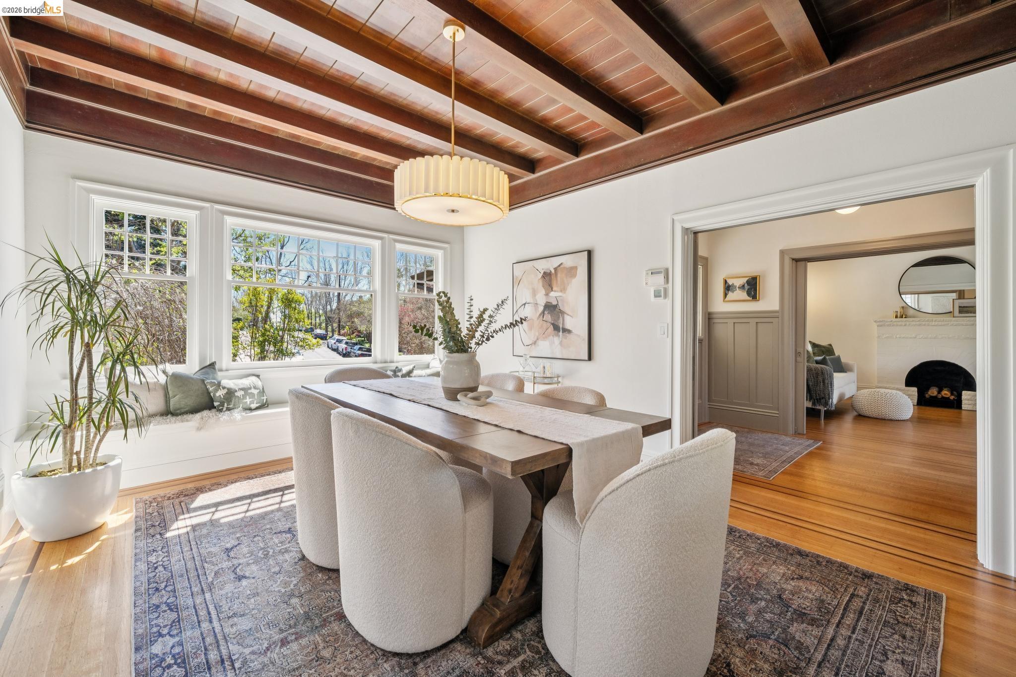 Detail Gallery Image 12 of 52 For 15 Blair Ave, Piedmont,  CA 94611 - 4 Beds | 2 Baths
