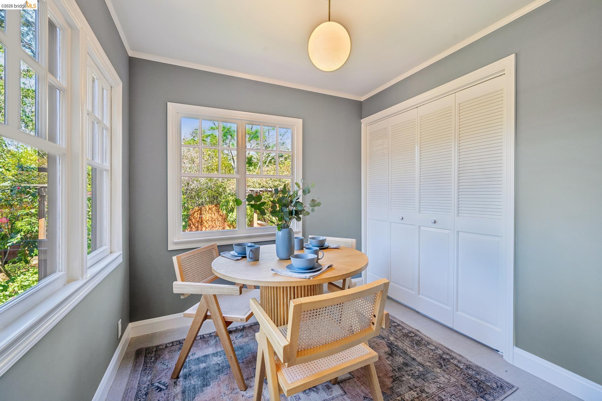 Detail Gallery Image 17 of 52 For 15 Blair Ave, Piedmont,  CA 94611 - 4 Beds | 2 Baths