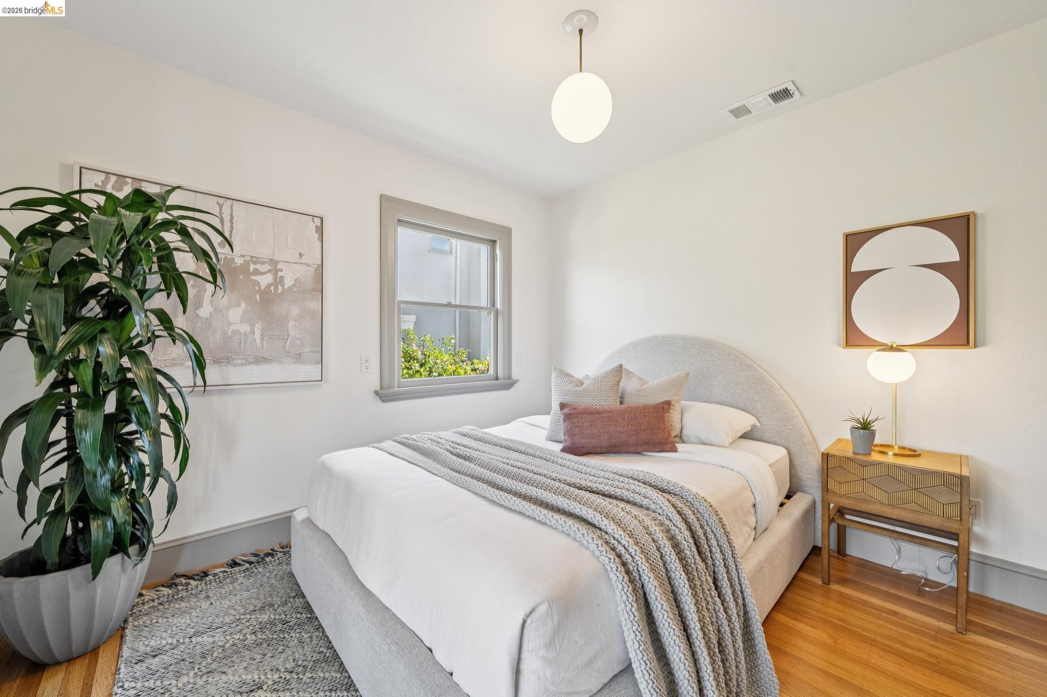 Detail Gallery Image 35 of 52 For 15 Blair Ave, Piedmont,  CA 94611 - 4 Beds | 2 Baths