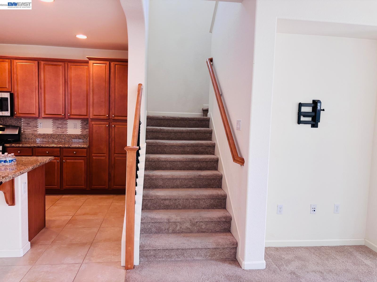 Detail Gallery Image 41 of 46 For 703 N Claret Ln, Mountain House,  CA 95391 - 3 Beds | 2/1 Baths