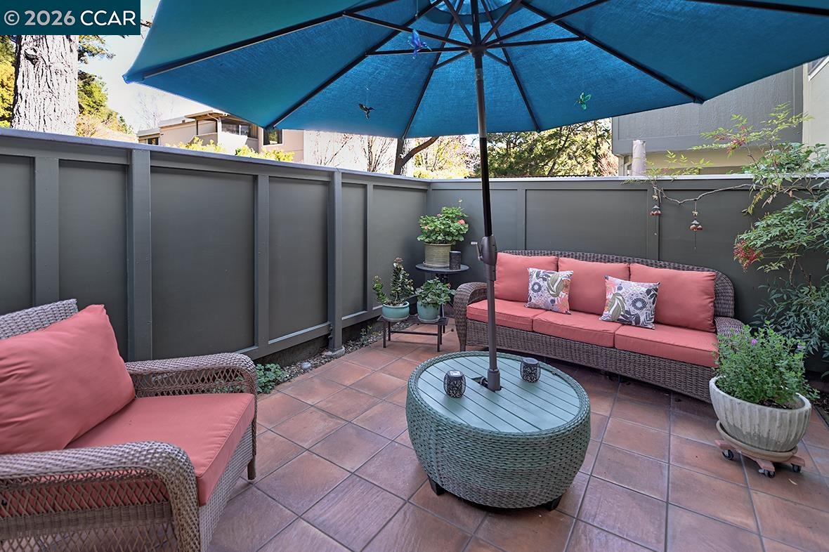 Detail Gallery Image 30 of 51 For 2001 Oakmont Way #6,  Walnut Creek,  CA 94595 - 2 Beds | 1 Baths
