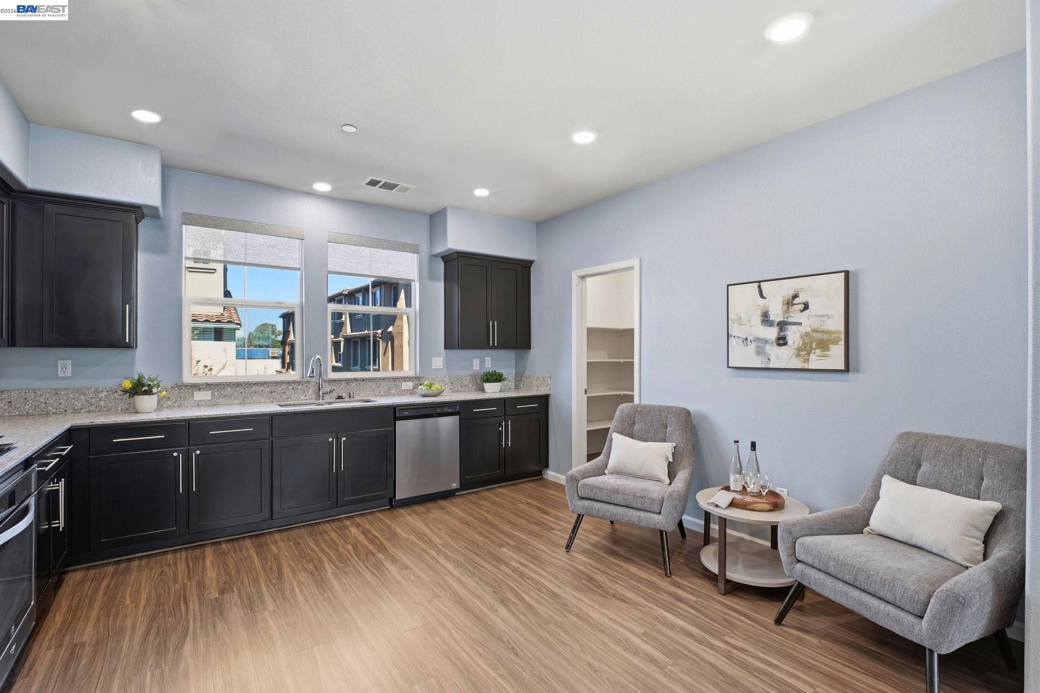 Photo #15: 41127443 Listing: Photo #15