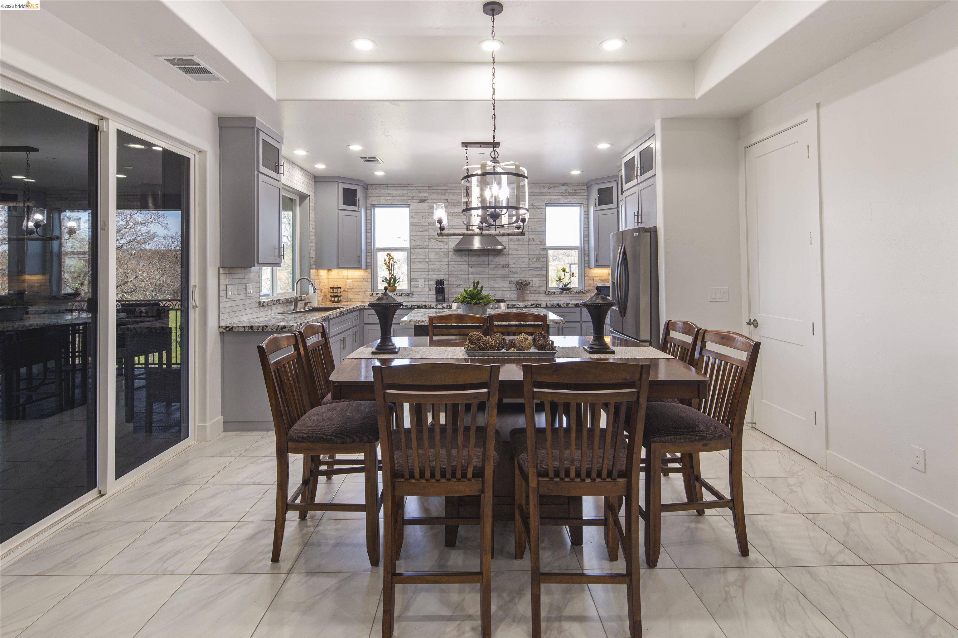 Detail Gallery Image 25 of 53 For 4626 Little John Rd, Copperopolis,  CA 95228 - 4 Beds | 2/1 Baths