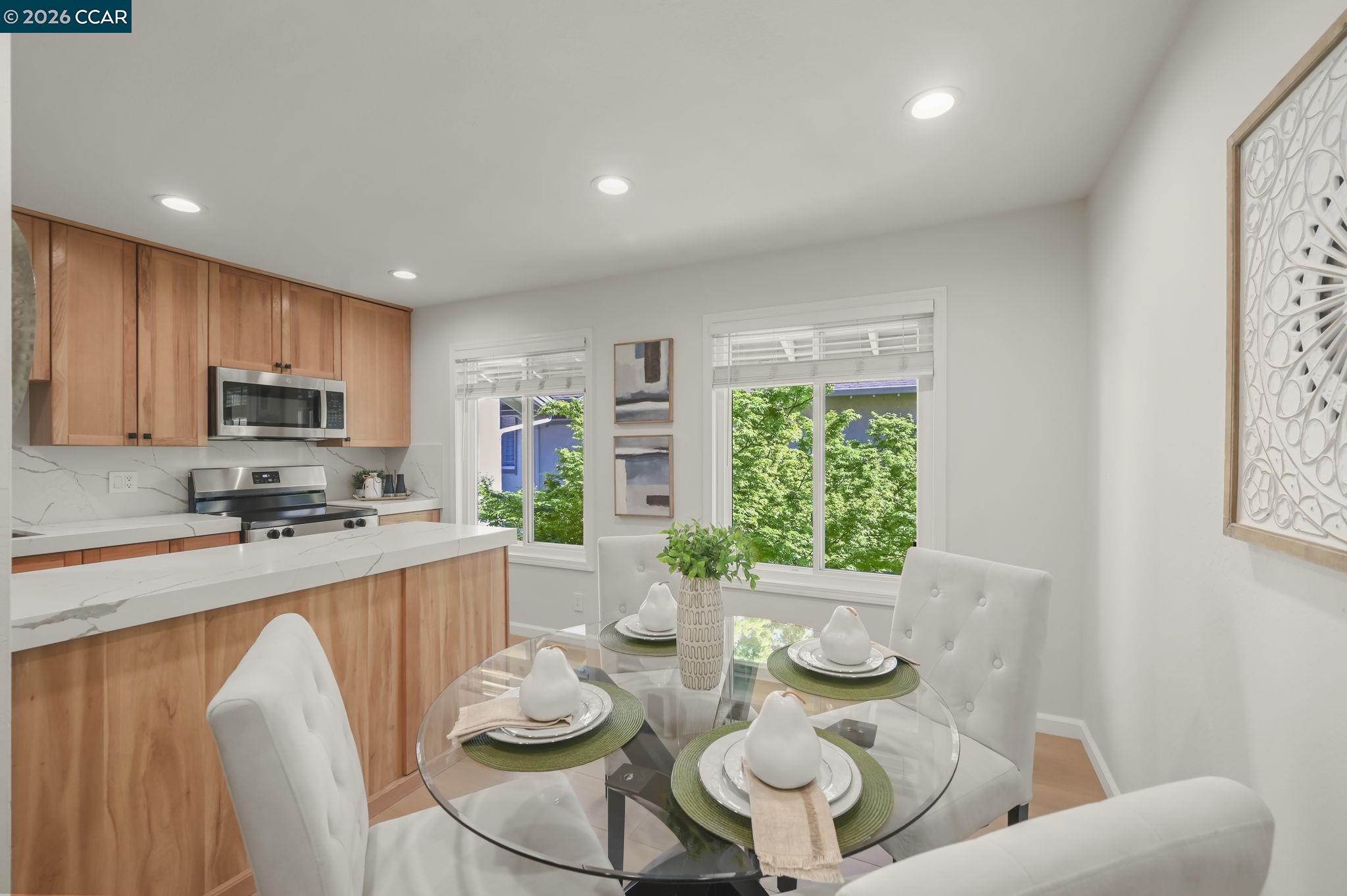 2560 Walnut Blvd UNIT 4, Walnut Creek, CA, 94596