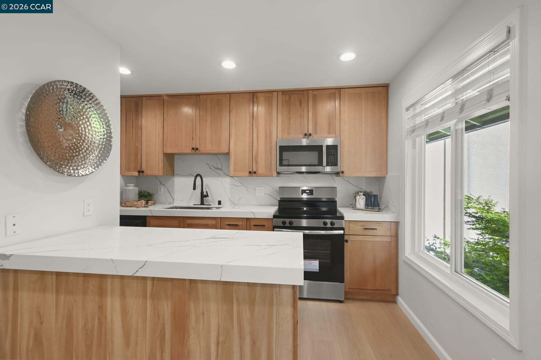 2560 Walnut Blvd UNIT 4, Walnut Creek, CA, 94596