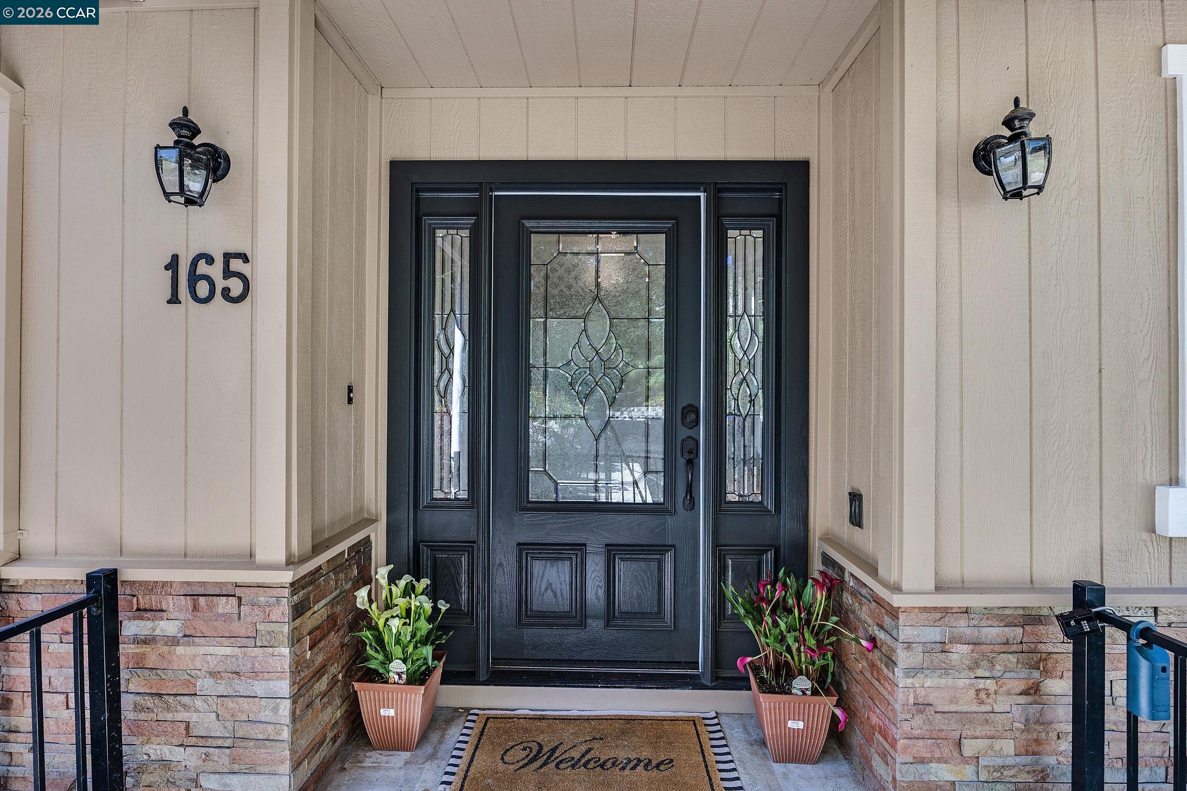 Detail Gallery Image 3 of 32 For 165 Vista Del Diablo, Danville,  CA 94526 - 4 Beds | 2 Baths